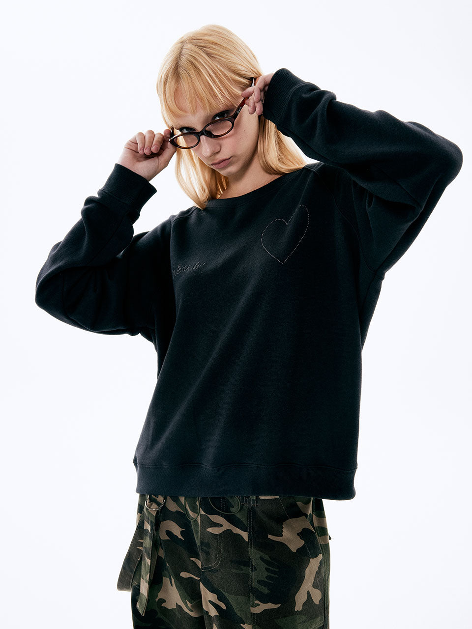 SWEATSHIRT À CŒUR PERLÉ_BLEU MARINE