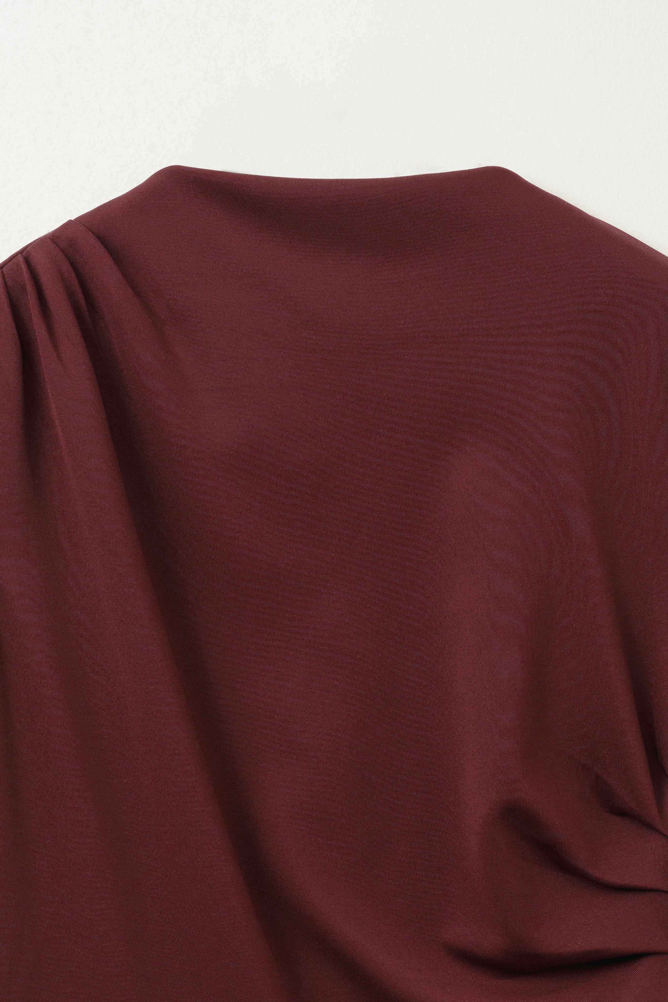 JERSEY DRAPED SLIM DRESS_ BURGUNDY