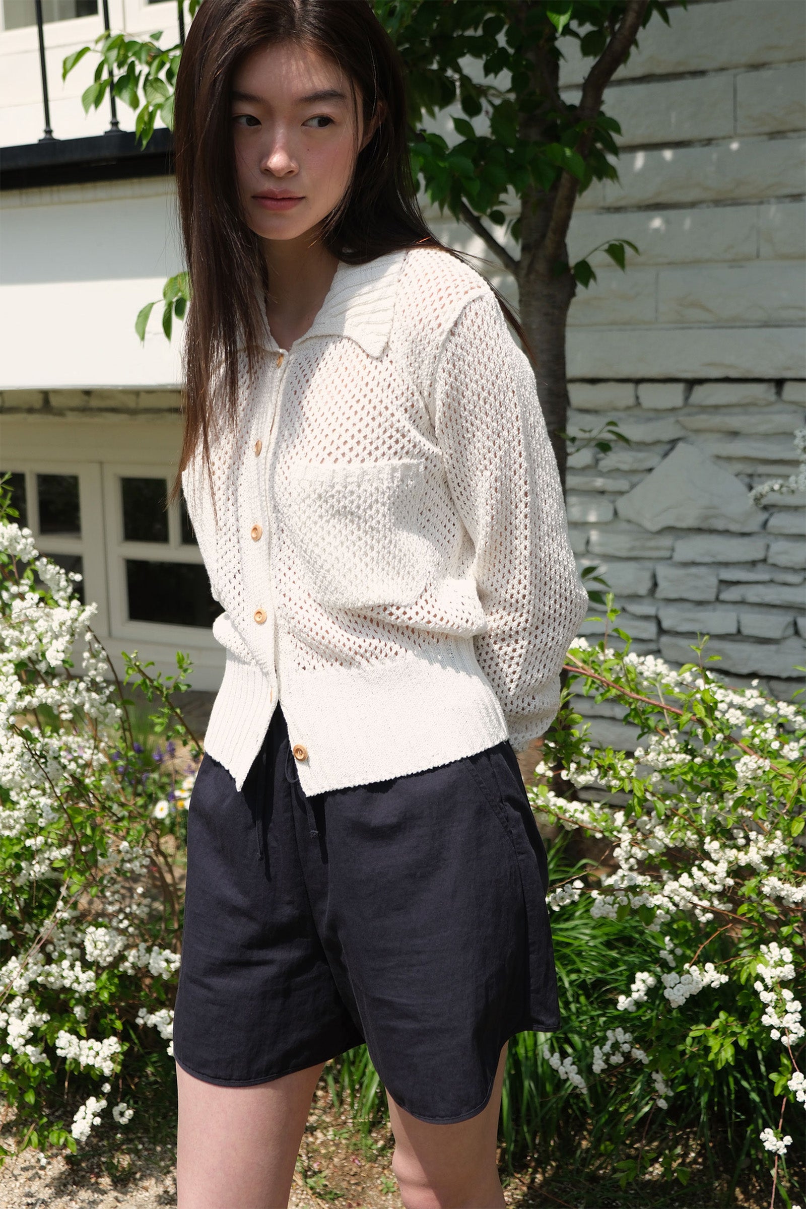 MOUI POCKET PUNCHING COLLAR CARDIGAN_WHITE