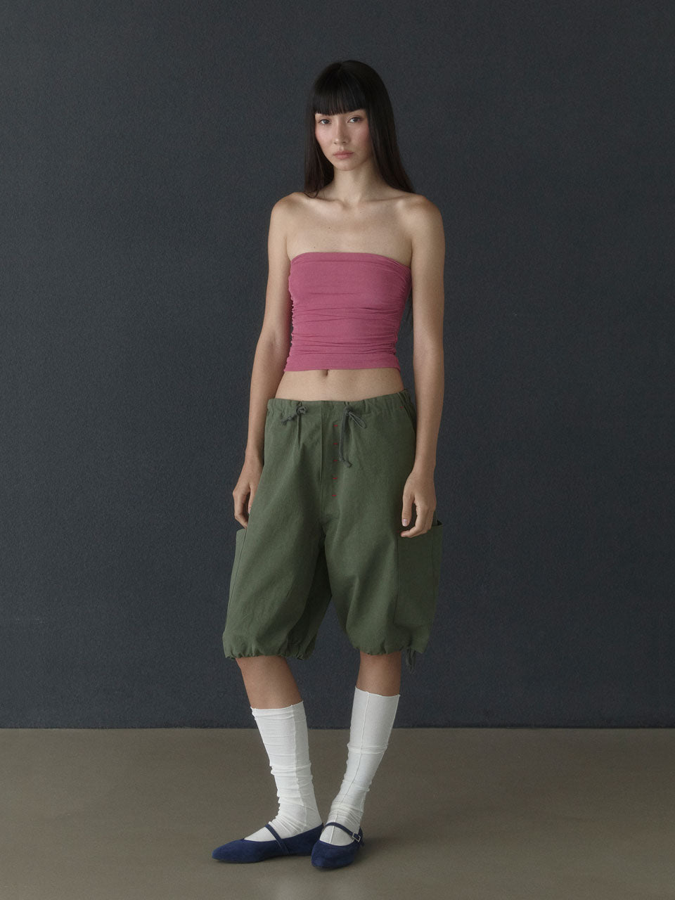 LOW WAIST CARGO SHORTS_KAKI