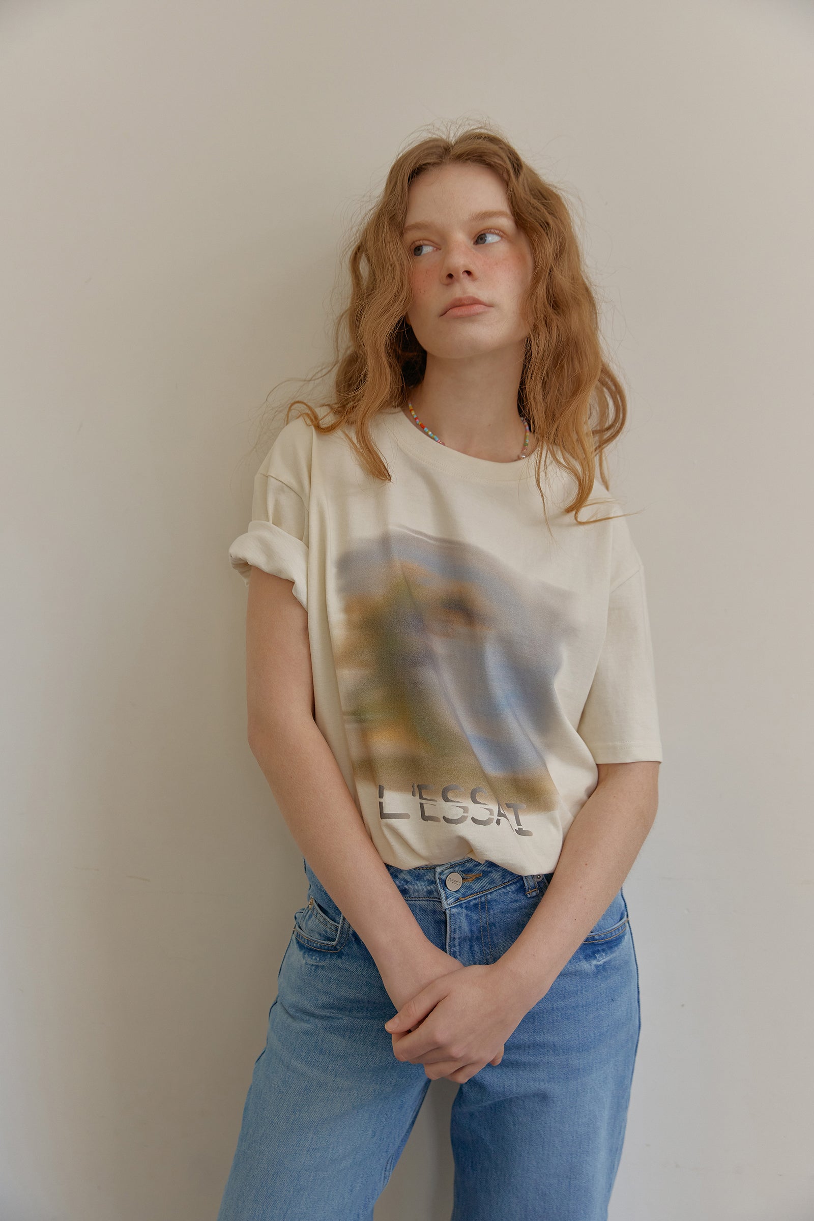 LESSAI GRAPHIC T-SHIRT_IVORY