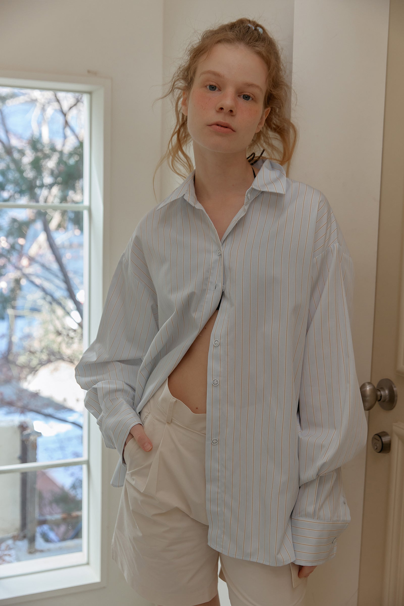 SIDE POINT BERMUDA PANTS_BEIGE