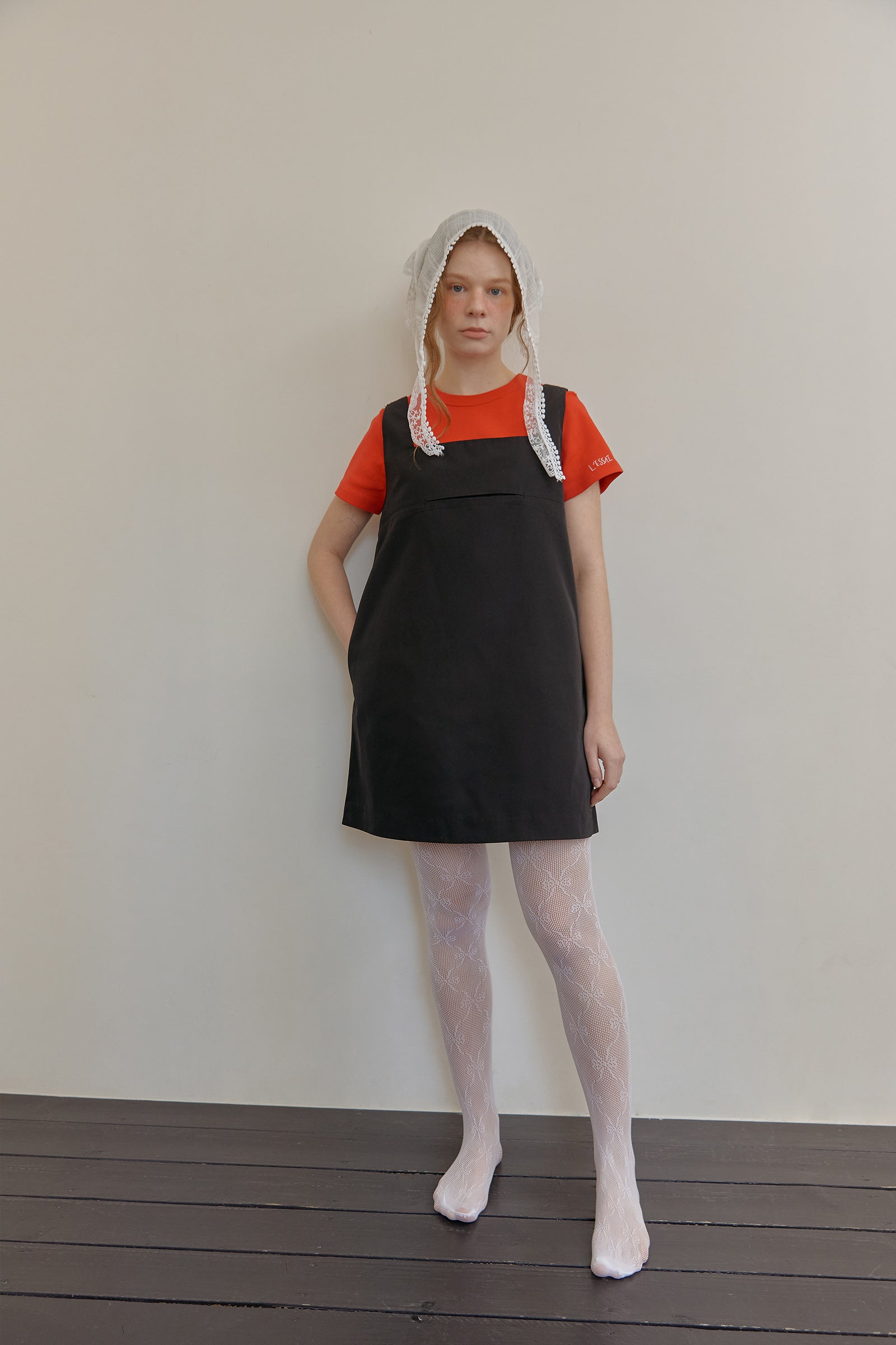 SLEEVELESS MINI DRESS_NOIR