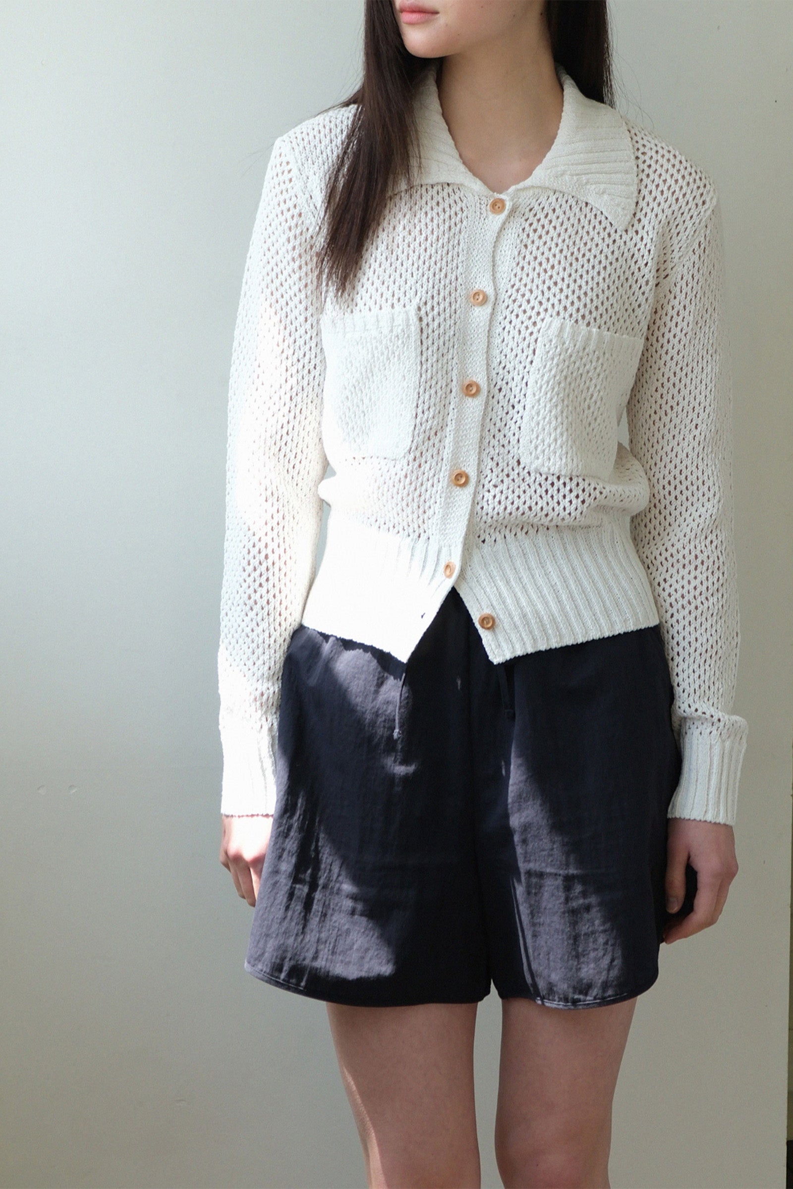 MOUI POCKET PUNCHING COLLAR CARDIGAN _WHITE
