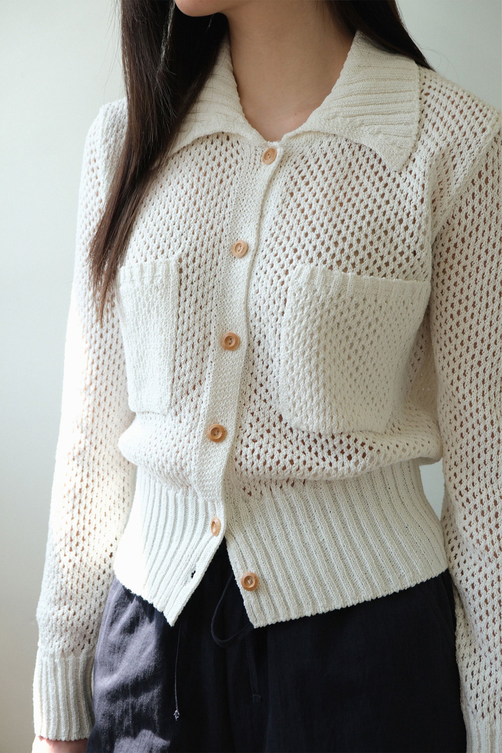 MOUI POCKET PUNCHING COLLAR CARDIGAN _WHITE