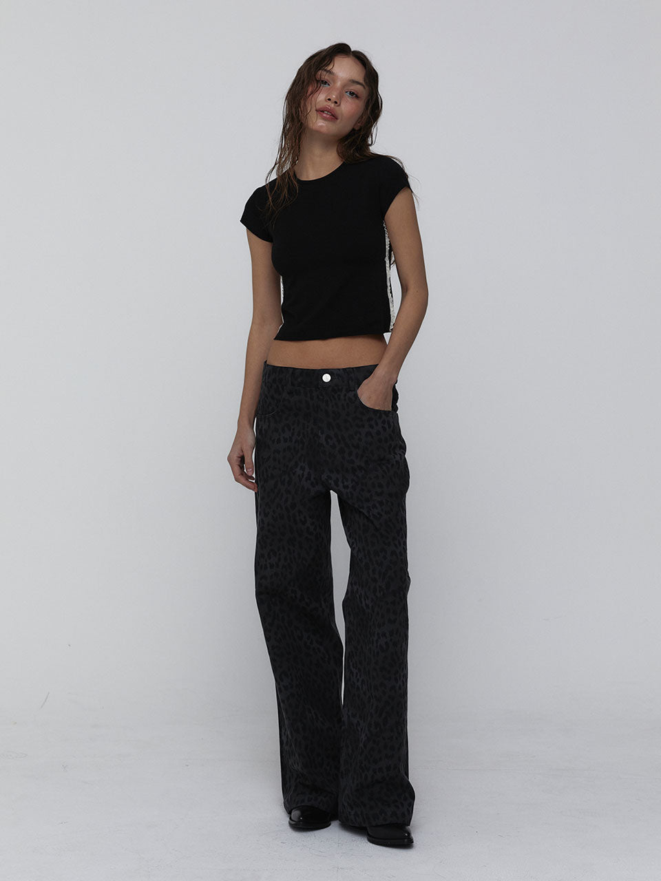 25SS COTTON LEOPARD REGULAR PANTS_CHARCOAL