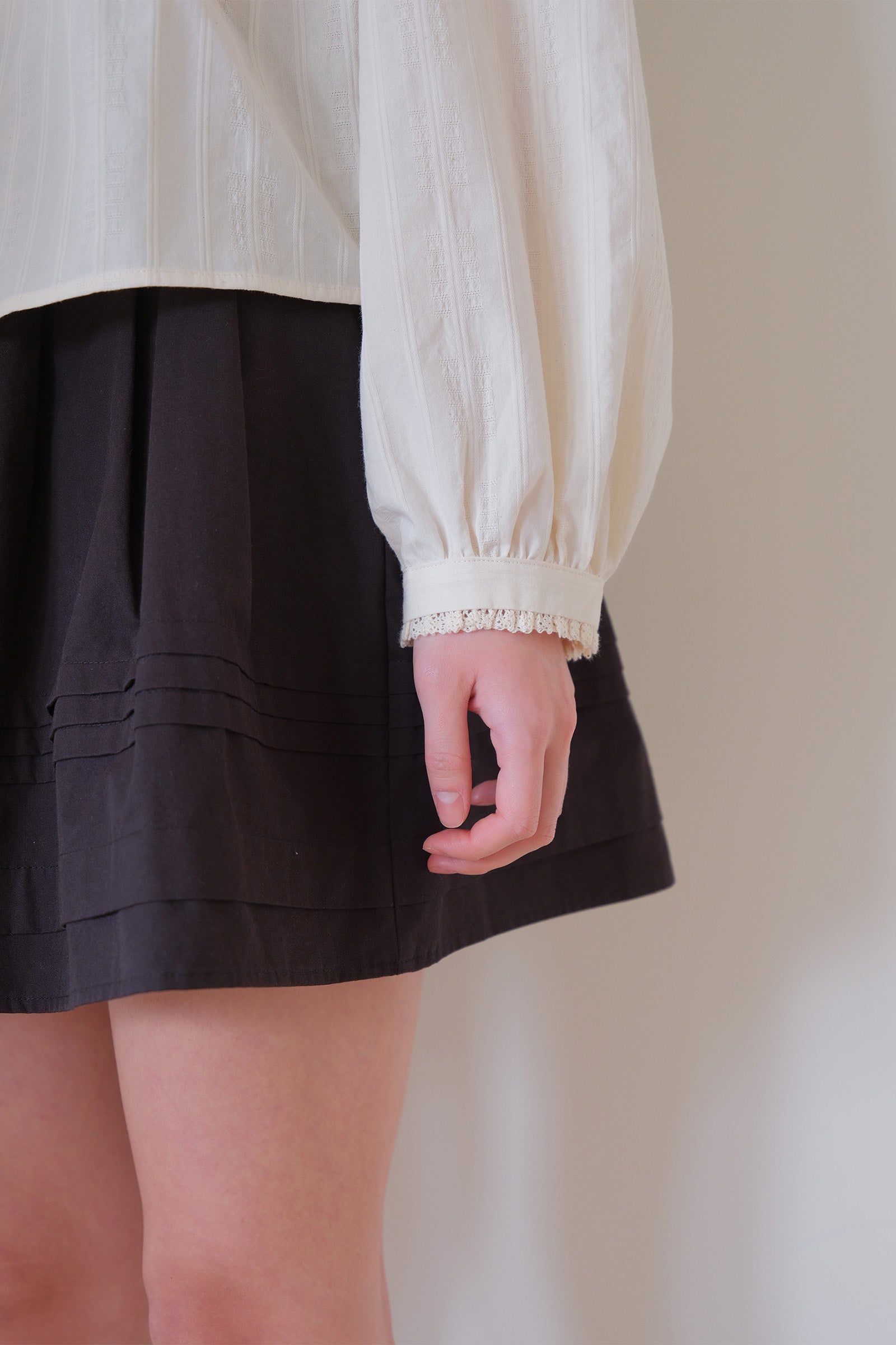 MOUI JANE PINTUCK LACE BLOUSE _CREAM