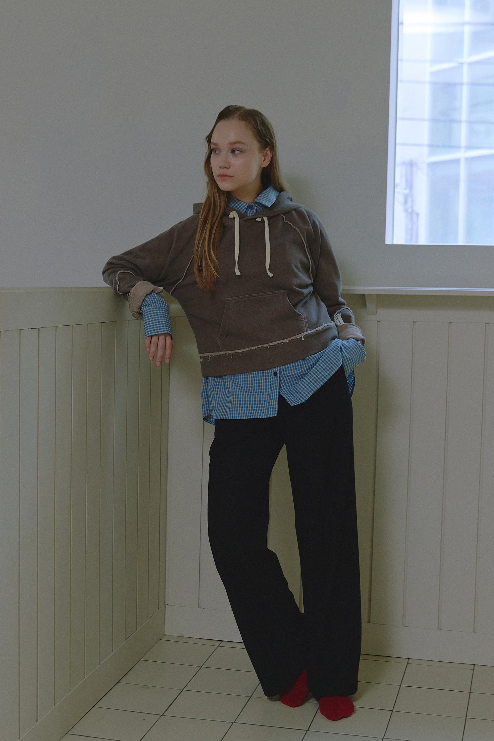 HOODIE COURT DÉLAVÉ À MANCHES RAGLAN_MARRON
