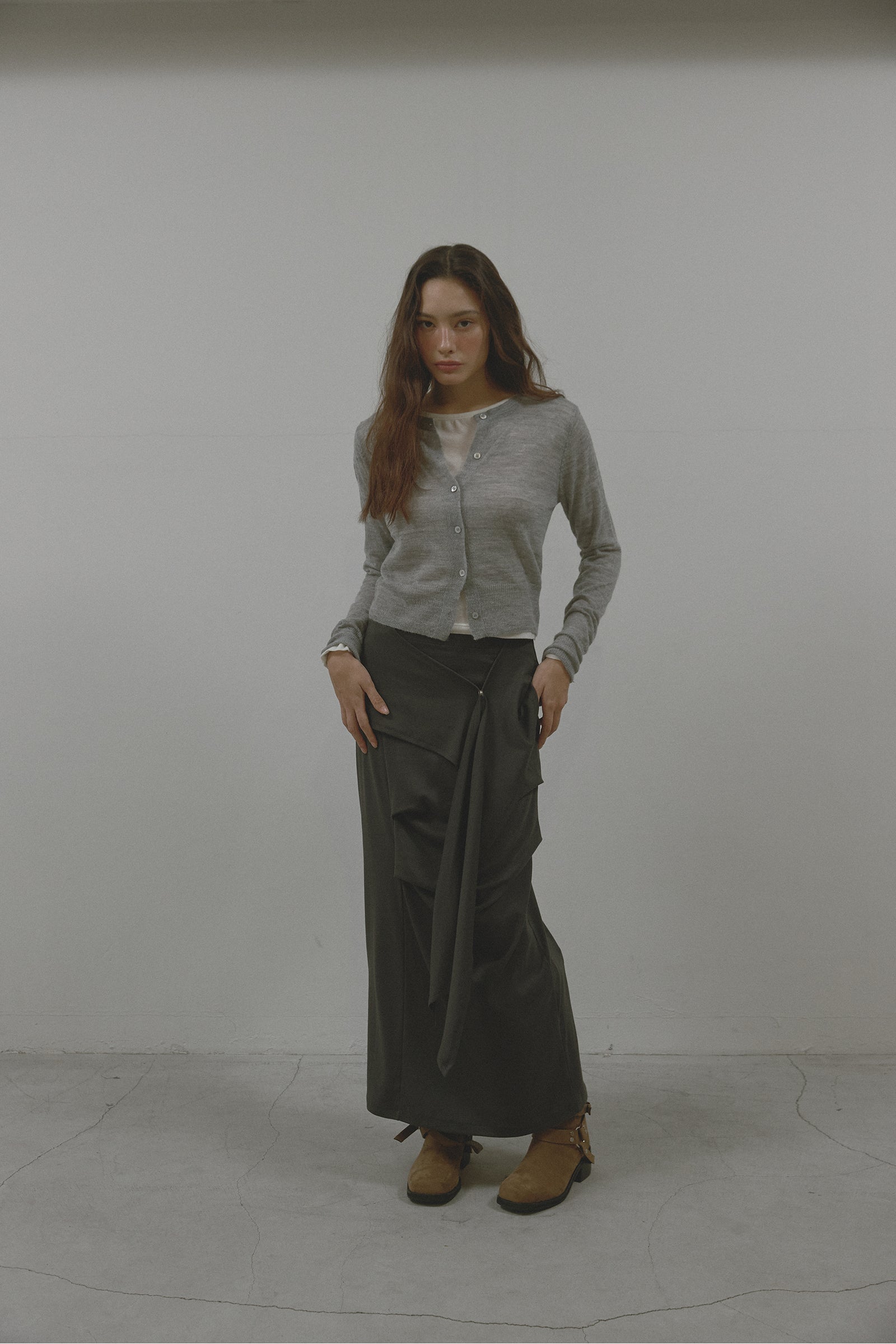 TUK WRAP SKIRT_CHARCOAL