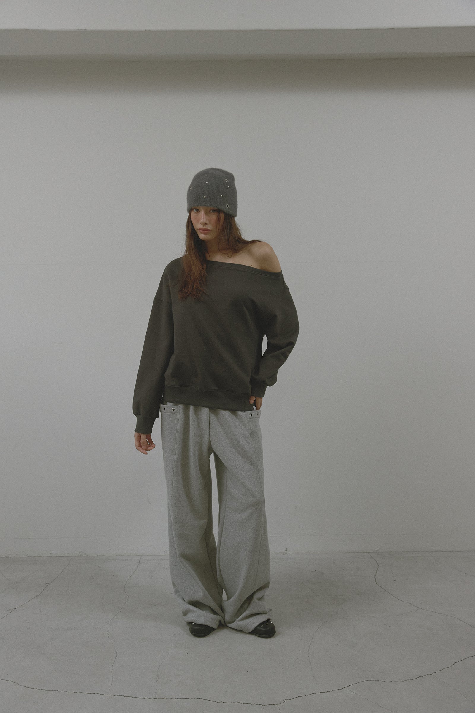 AS BASIC ONE SHOULDER SWEATSHIRT_CHARCOAL