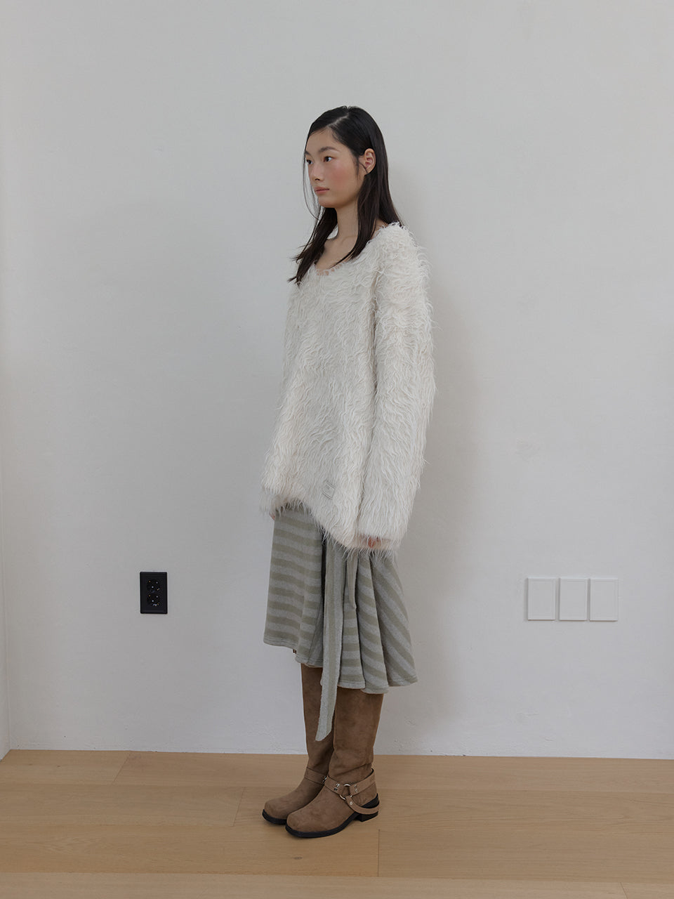 WOOL HAIRY BRUSH V SWEATER_IVORY