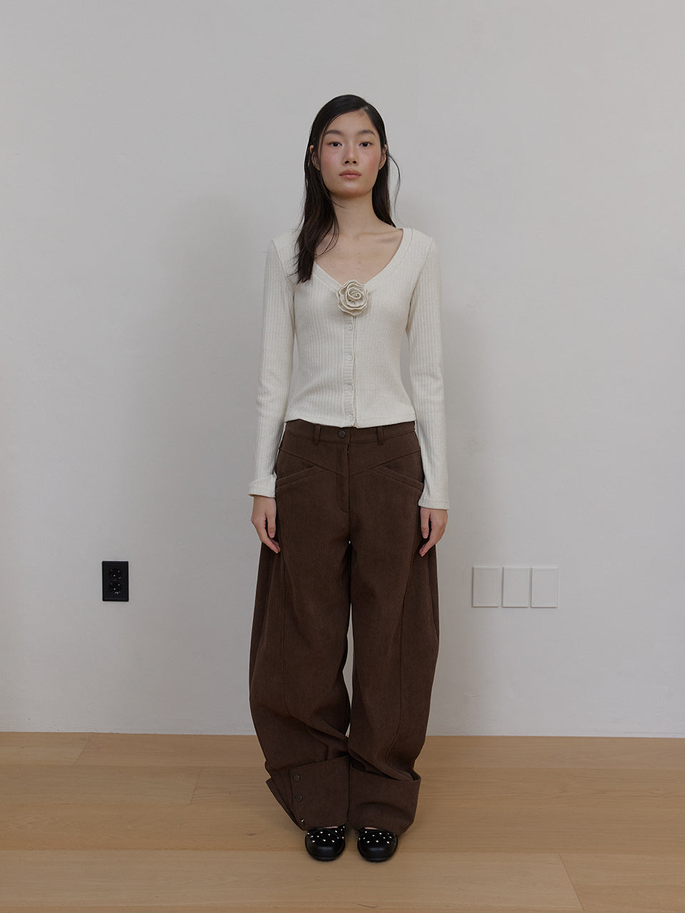 FLOWER SPANGLE CARDIGAN_CREAM