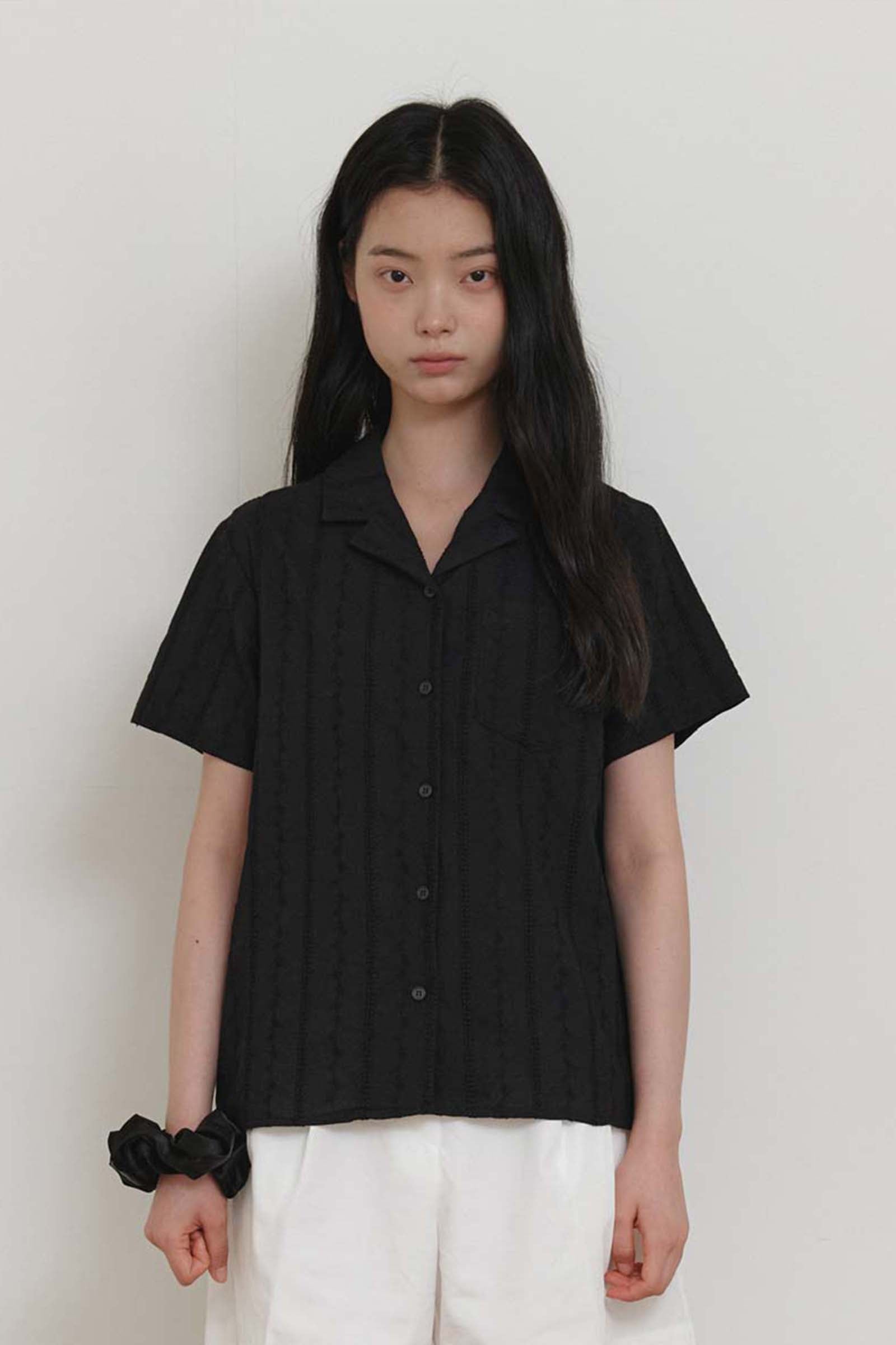 CHEMISE EN DENTELLE OLIVE_NOIR