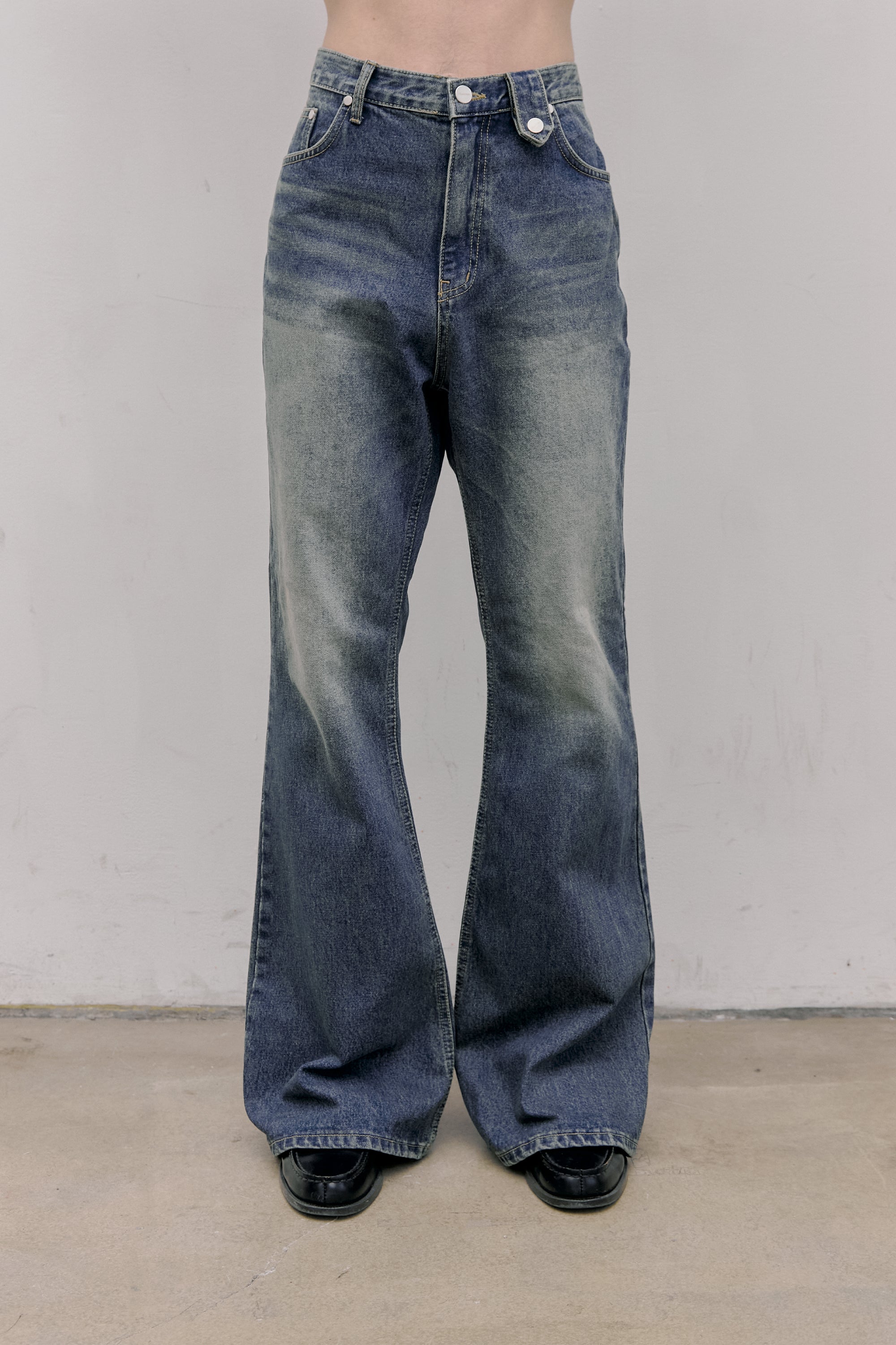 JEAN ÉVASÉ LARGE_BLEU CLASSIQUE