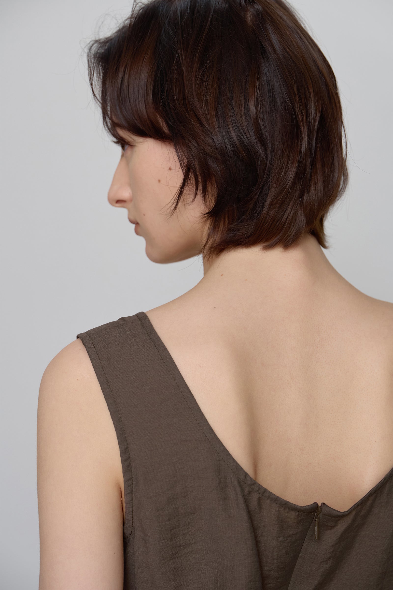 SHEER SLEEVELESS DRESS_BROWN