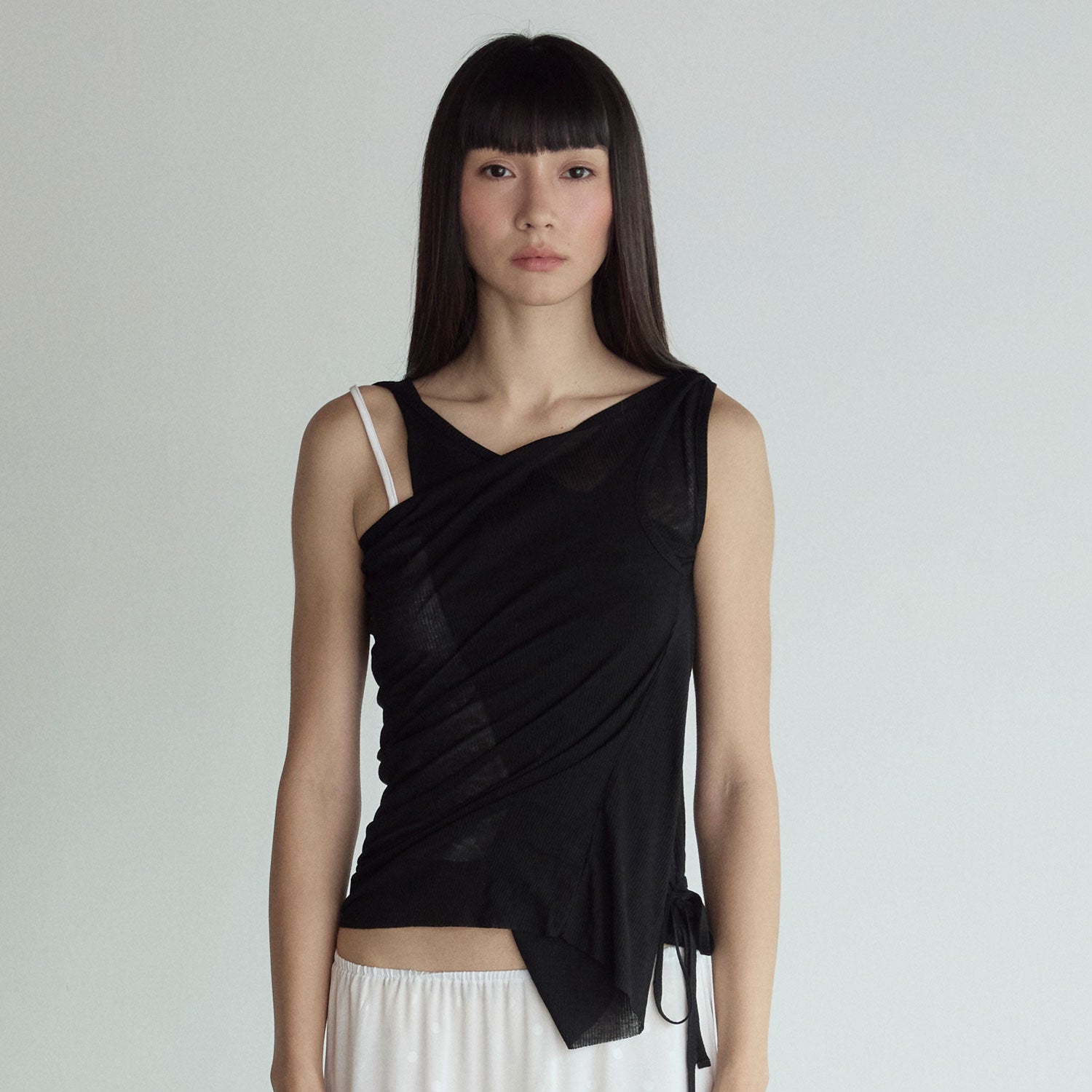 LAYERED SLEEVELESS TOP_ NOIR