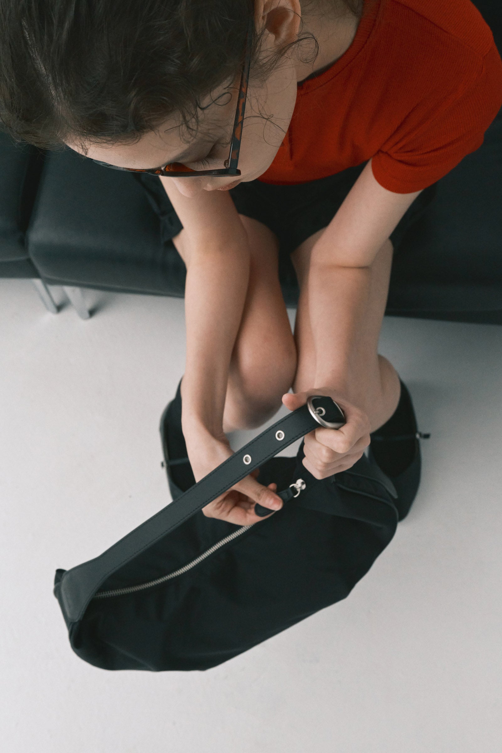 DAILY NYLON HALF MOON BAG_BLACK
