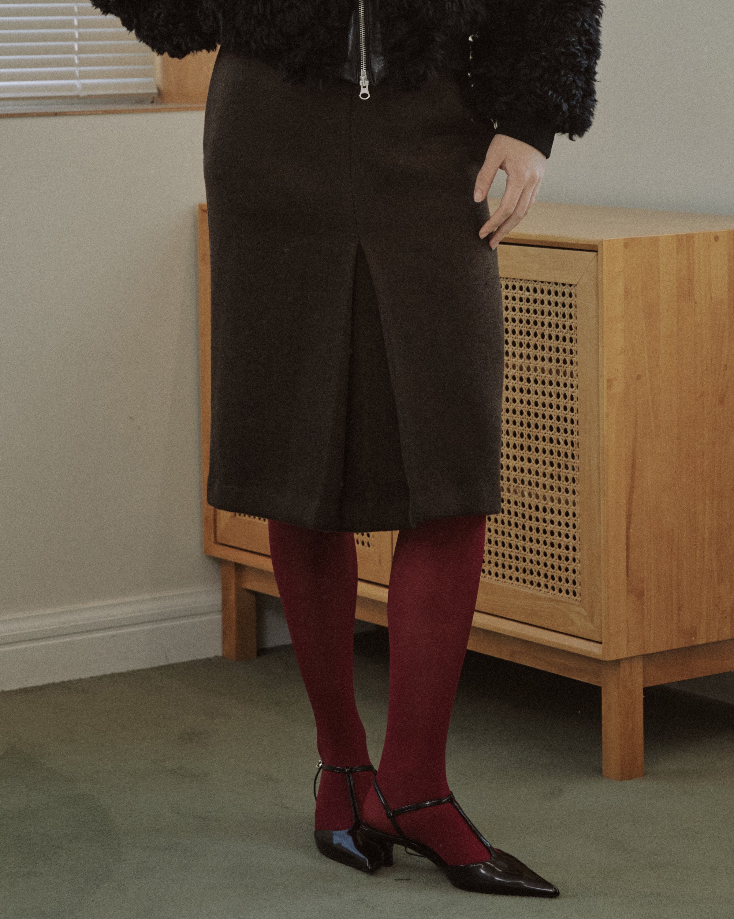 WOOL BLEND FRONT TUCK SLIM SKIRT_BROWN