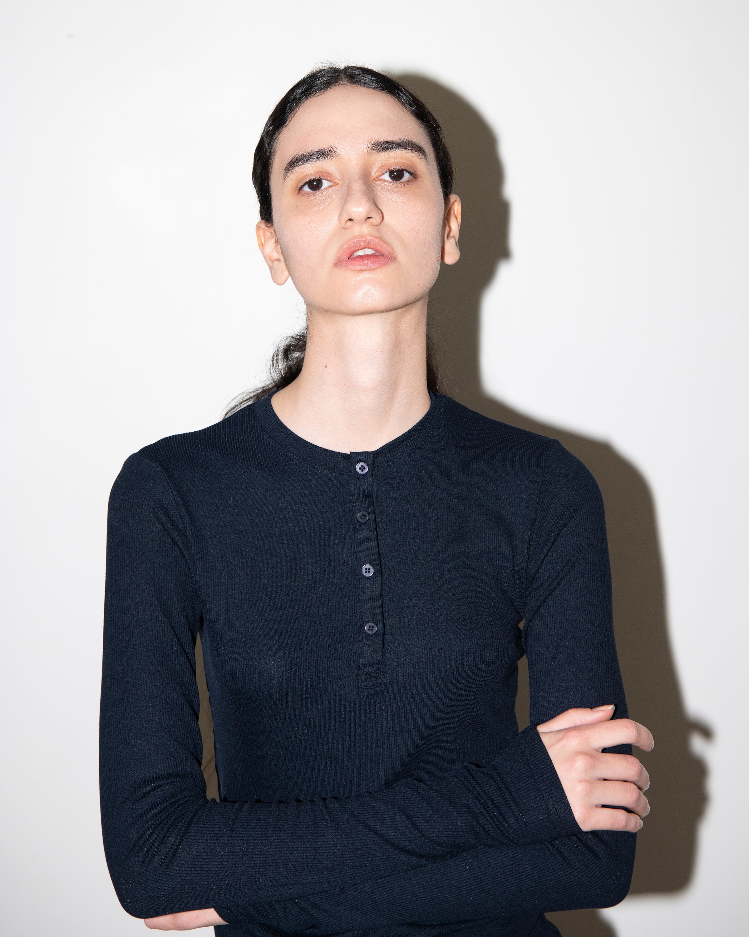 HENRY NECK LONG SLEEVE T-SHIRT_DARK NAVY