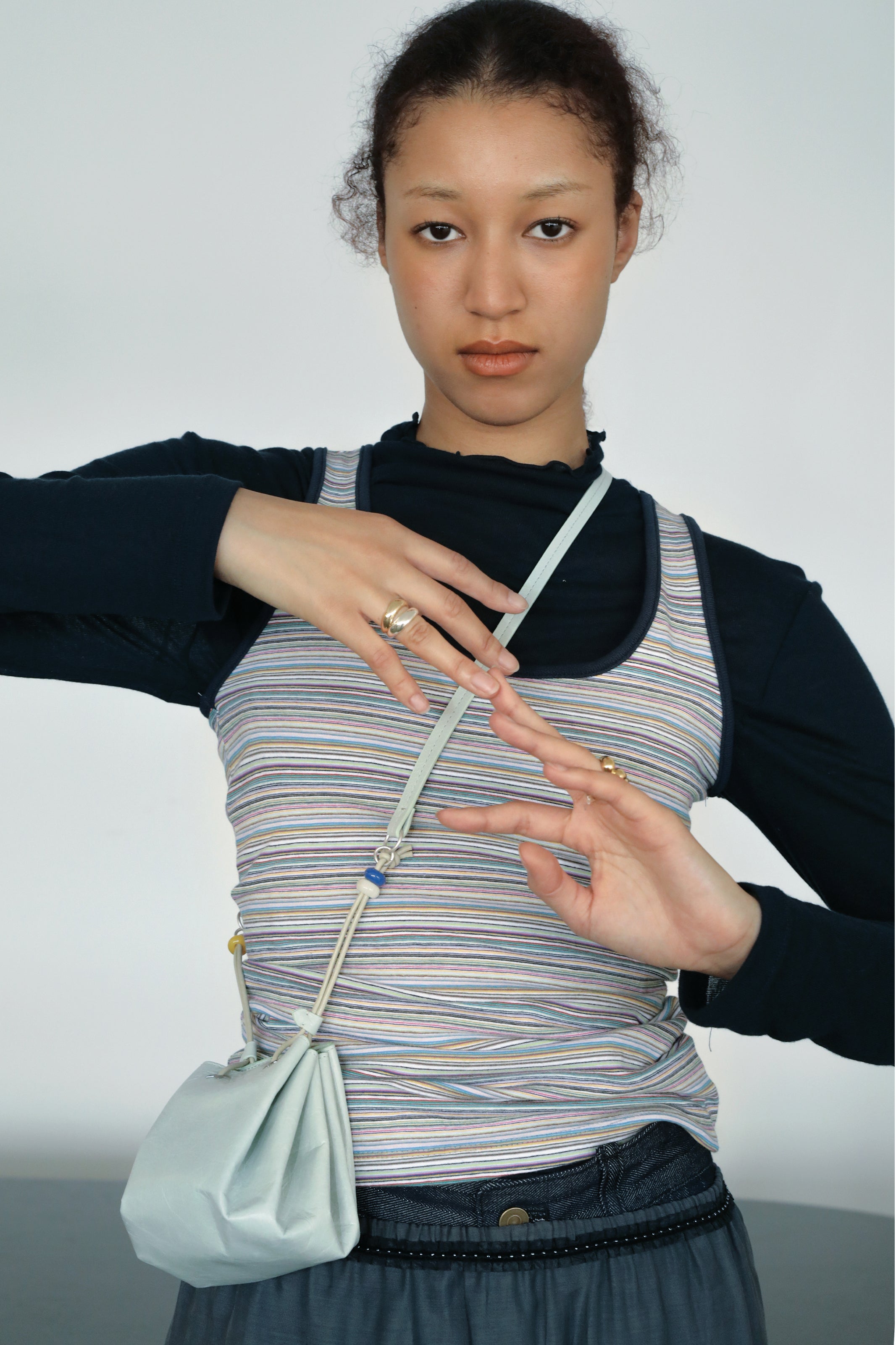 TOP ARC-EN-CIEL SANS MANCHES EN COTON_BLEU MARINE