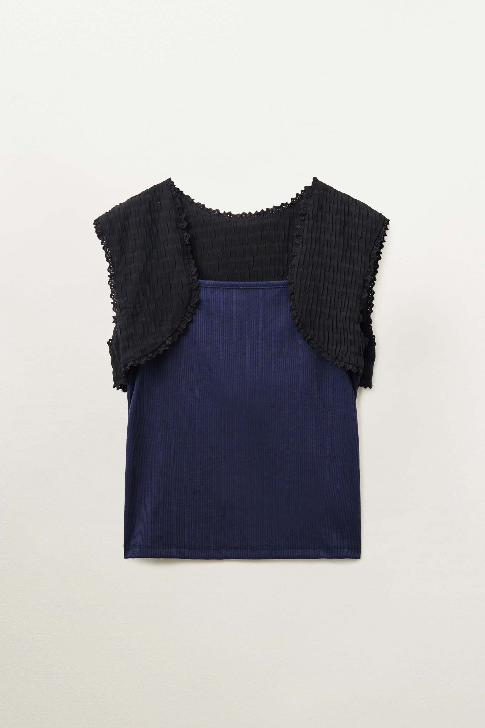 VEST LAYERED SLEEVELESS_BLACK