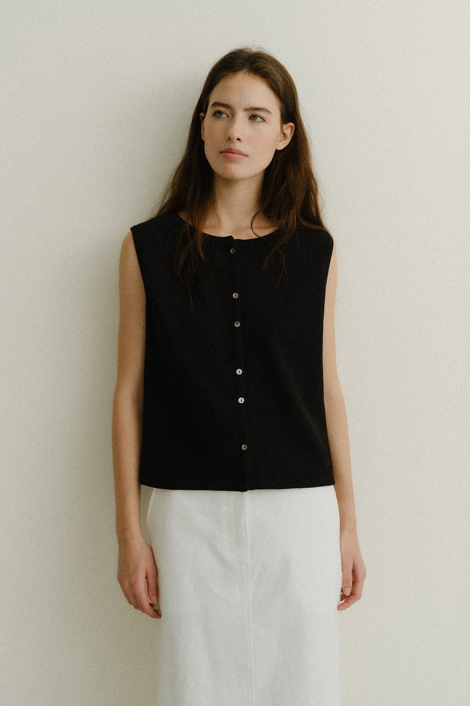 ODETTE SLEEVELESS_BLACK