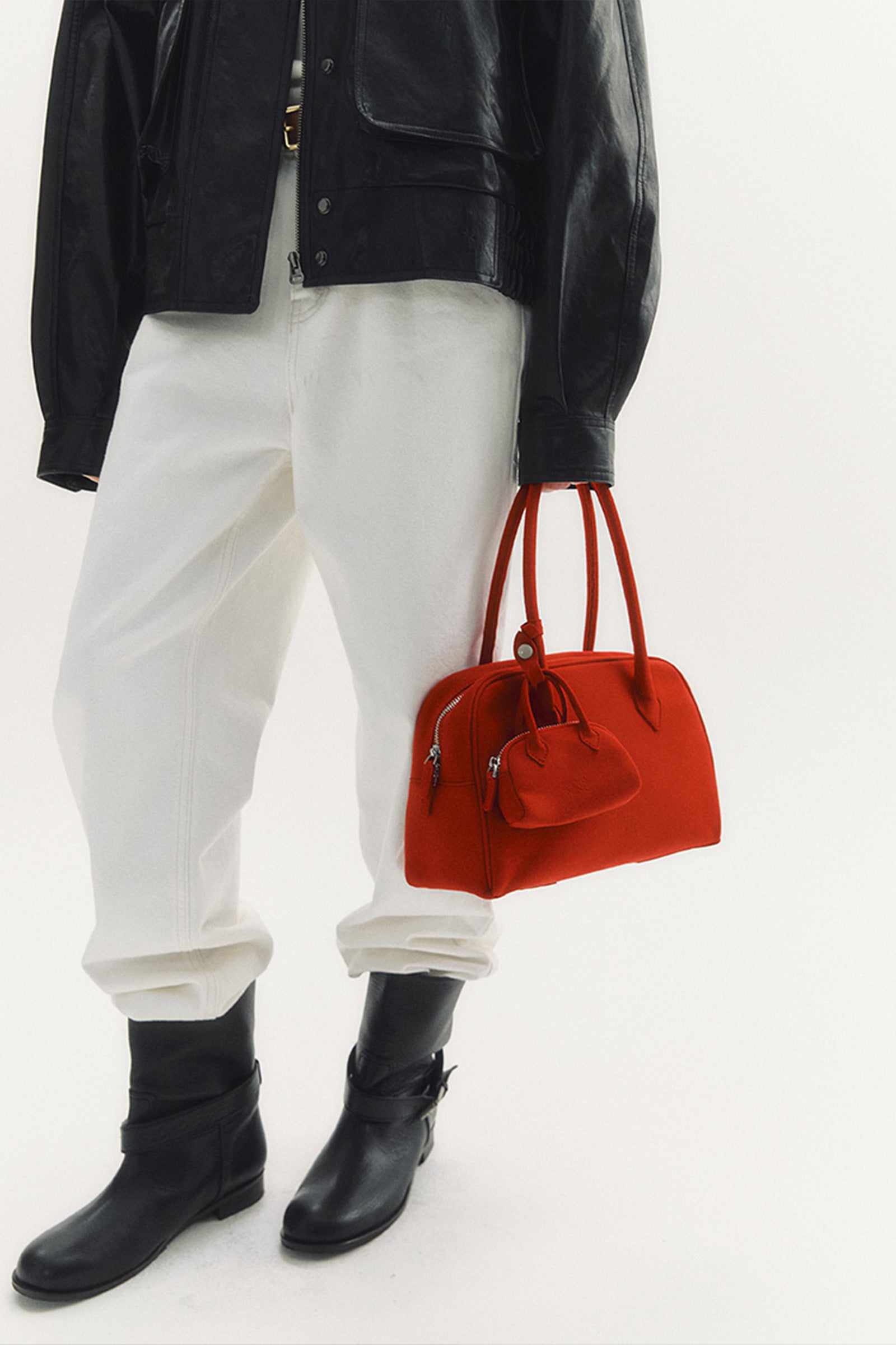SMALL SUEDE HUG BAG_RED