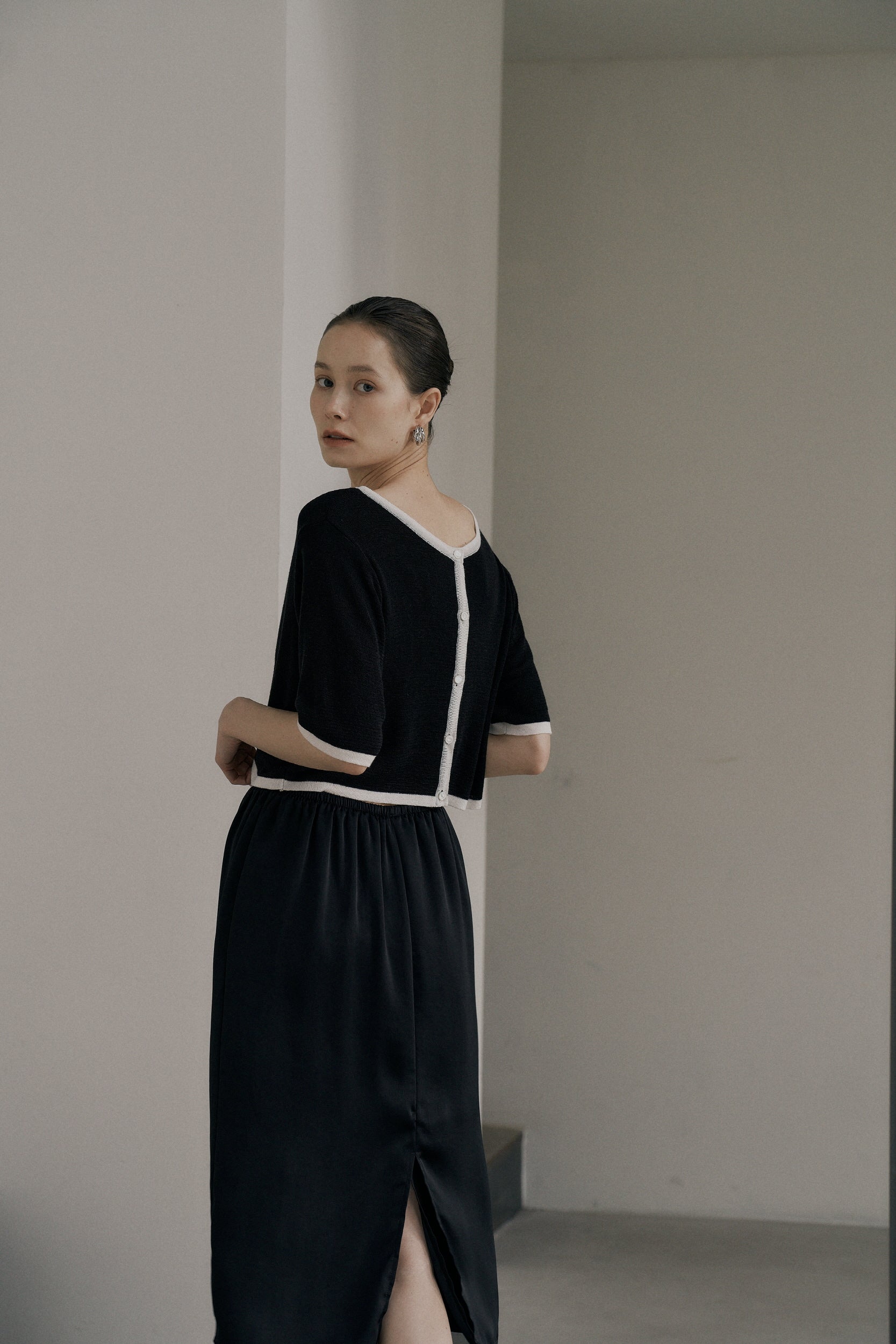 PULL EN MAILLE CONTRASTÉE_NOIR