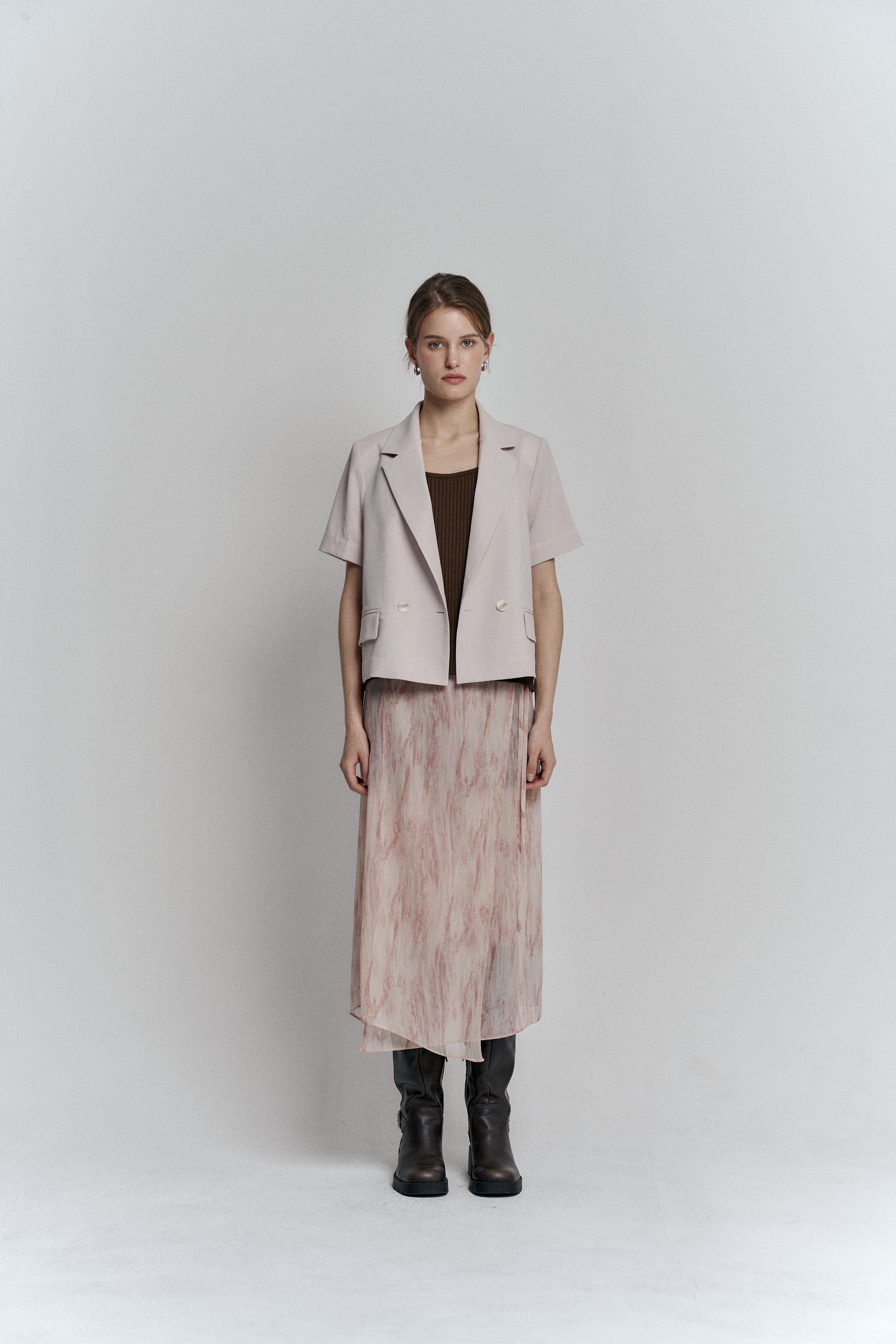 BLAZER MANCHES COURTES À UN BOUTON_BEIGE ROSE