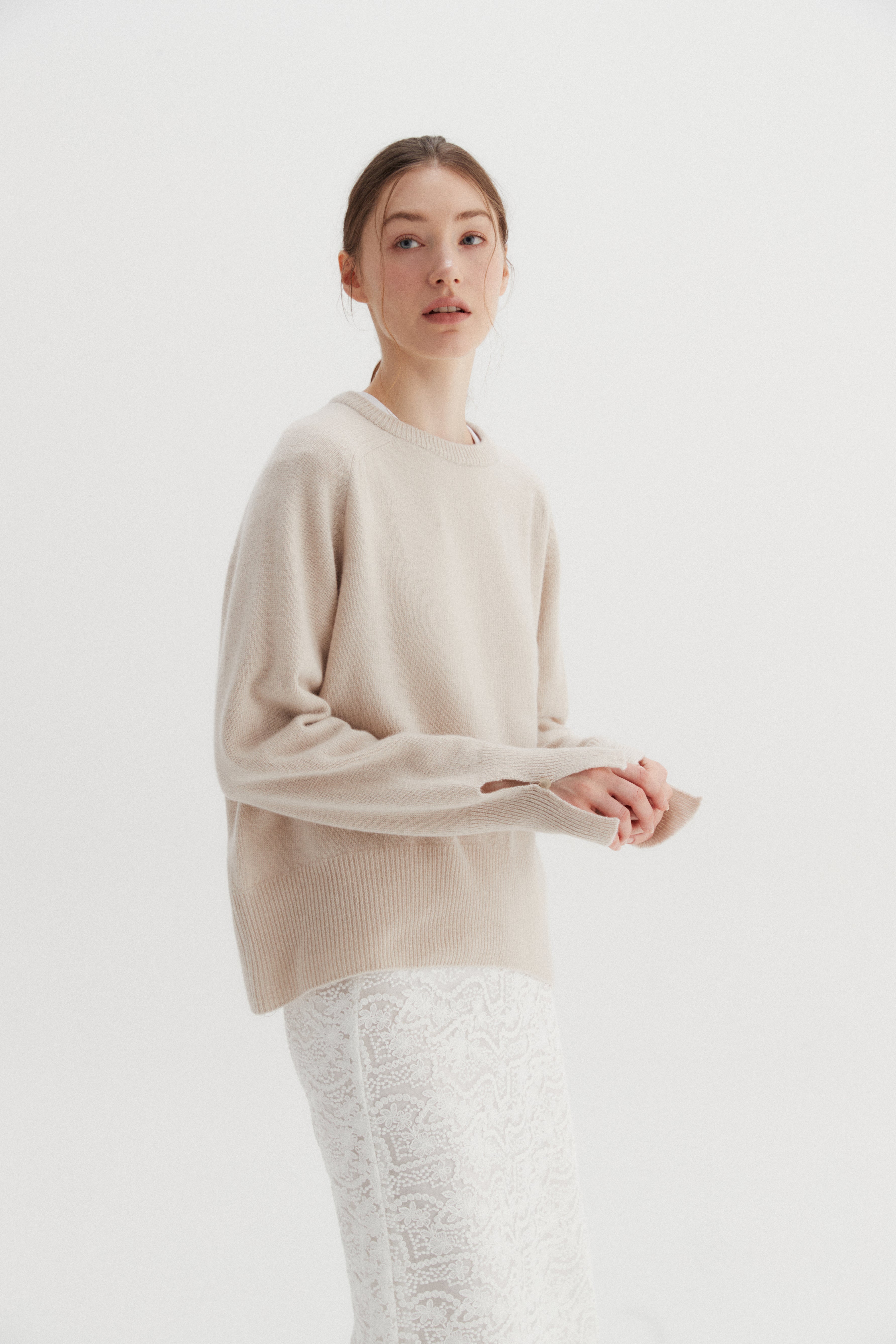 SADDLE ROUND SWEATER_BEIGE CLAIR