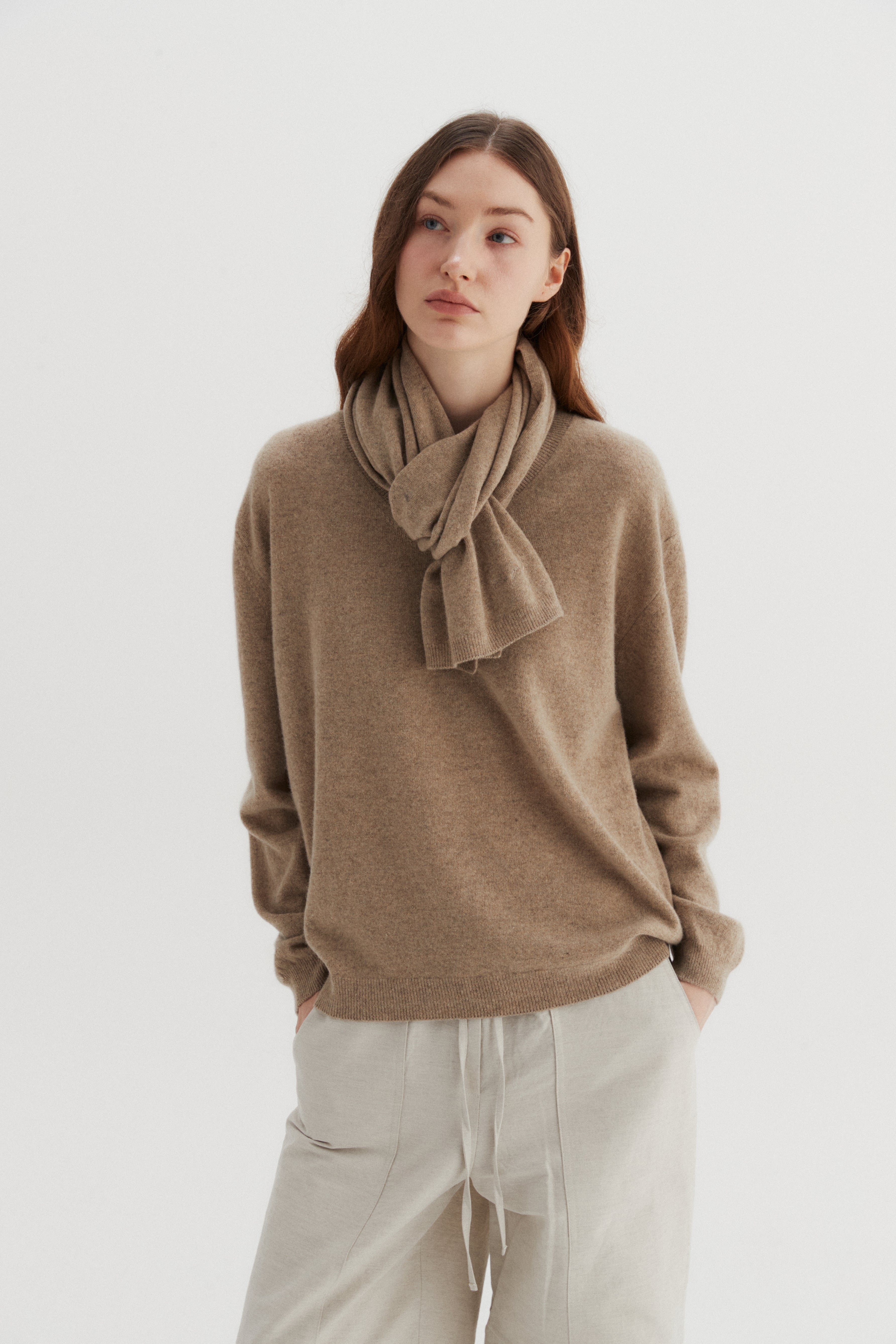PULL COL V EN LAINE_BEIGE FONCÉ