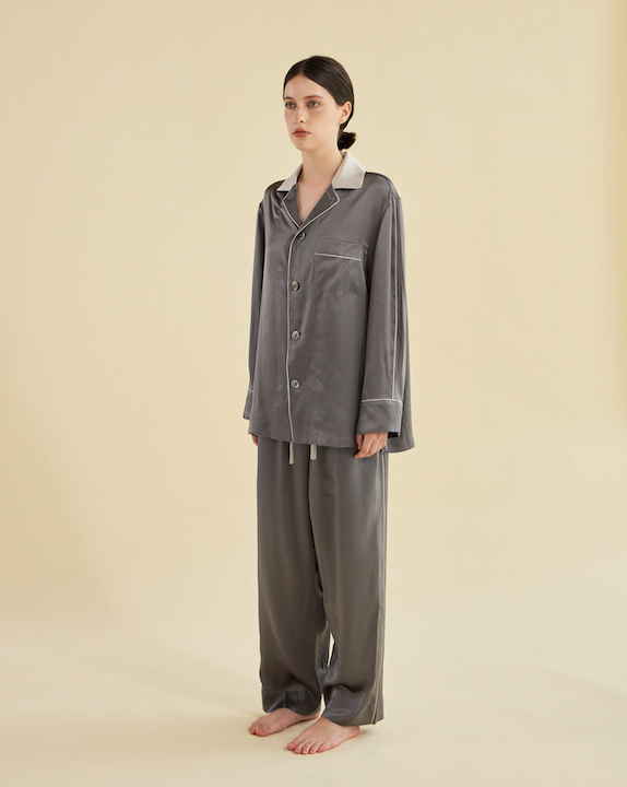 STONE WHISPER SILK PAJAMA_SILVER