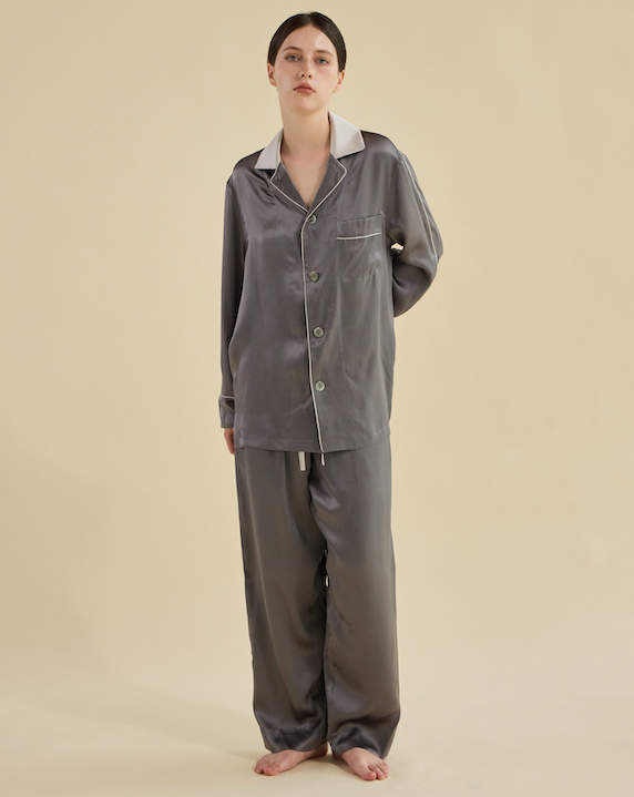 STONE WHISPER SILK PAJAMA_SILVER