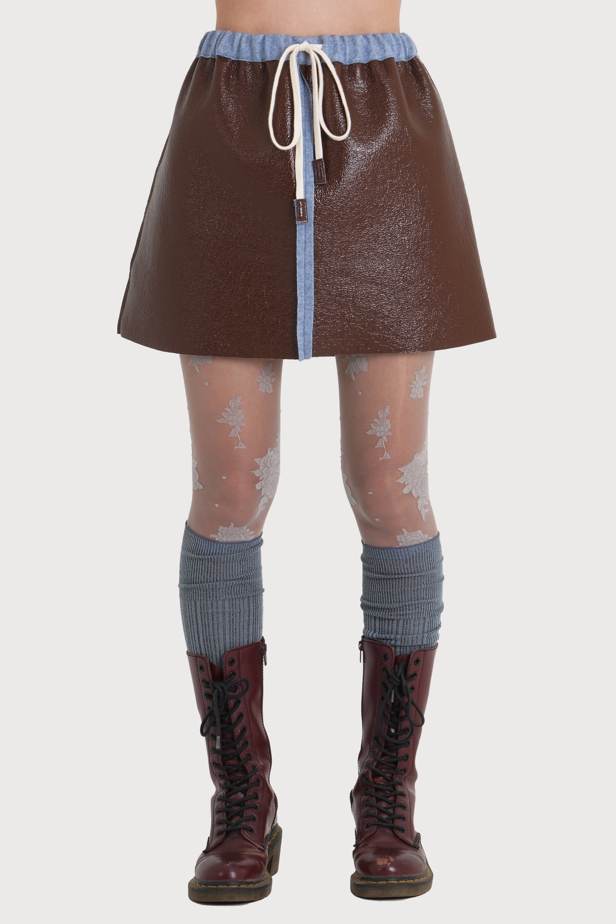 MINI JUPE EN CUIR ET EN LAINE_VIN ROUGE