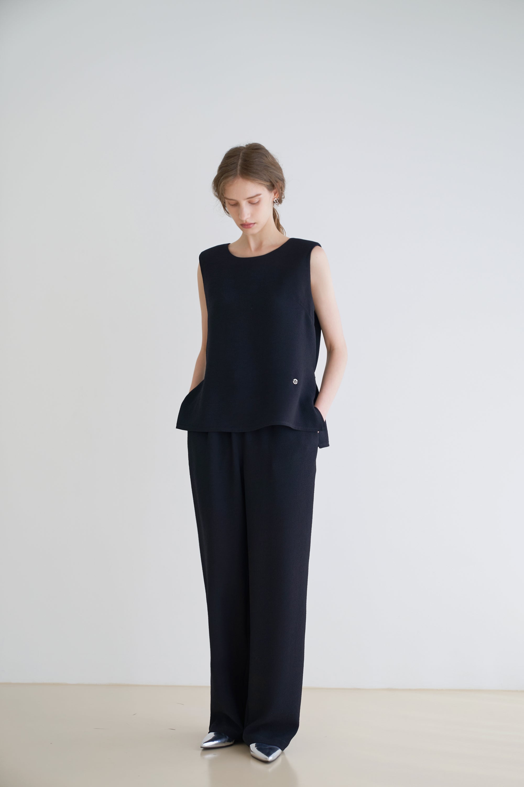 PANTALON ÉLASTIQUÉ À PLIS_NOIR