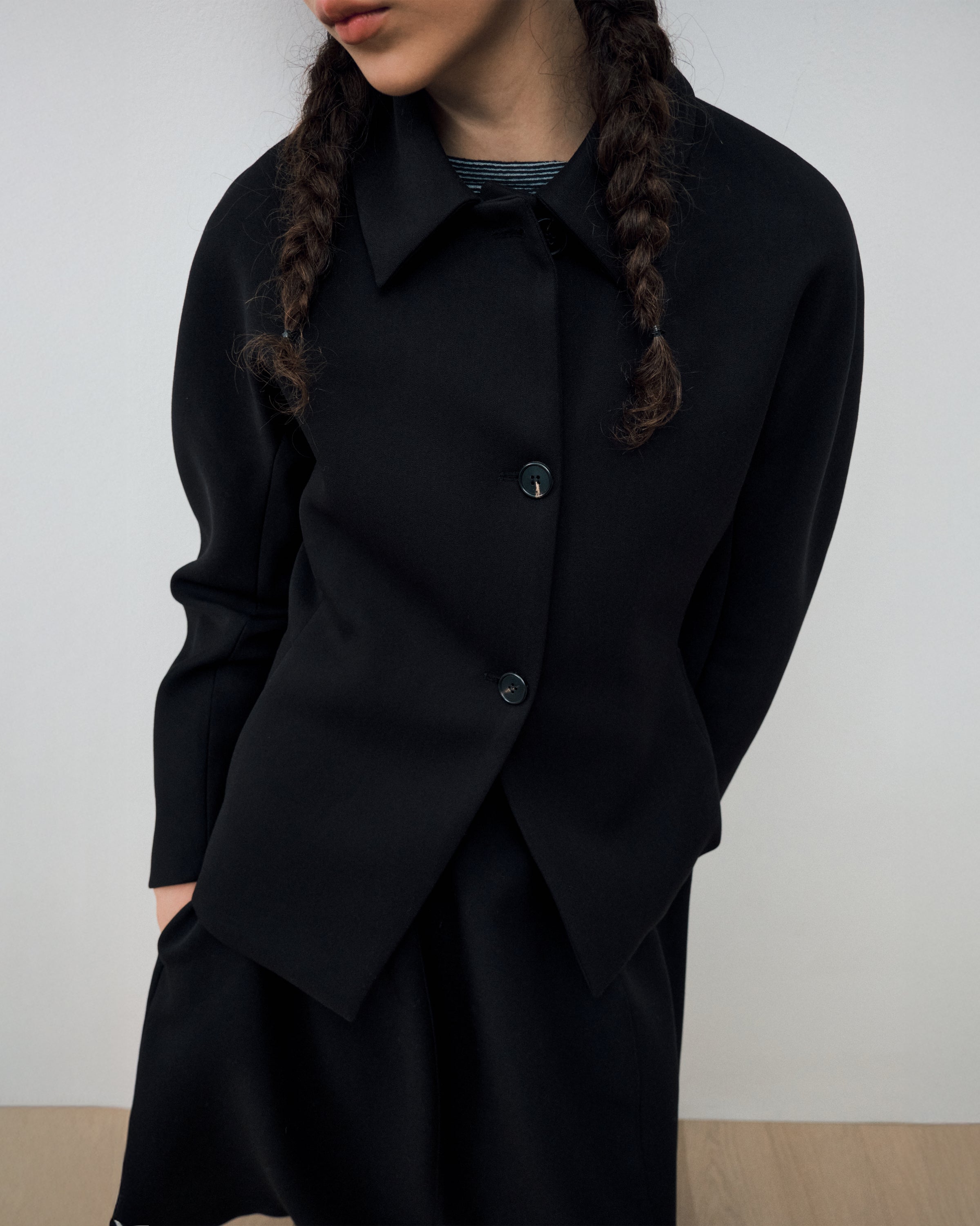 PETAL RAGLAN JACKET_BLACK