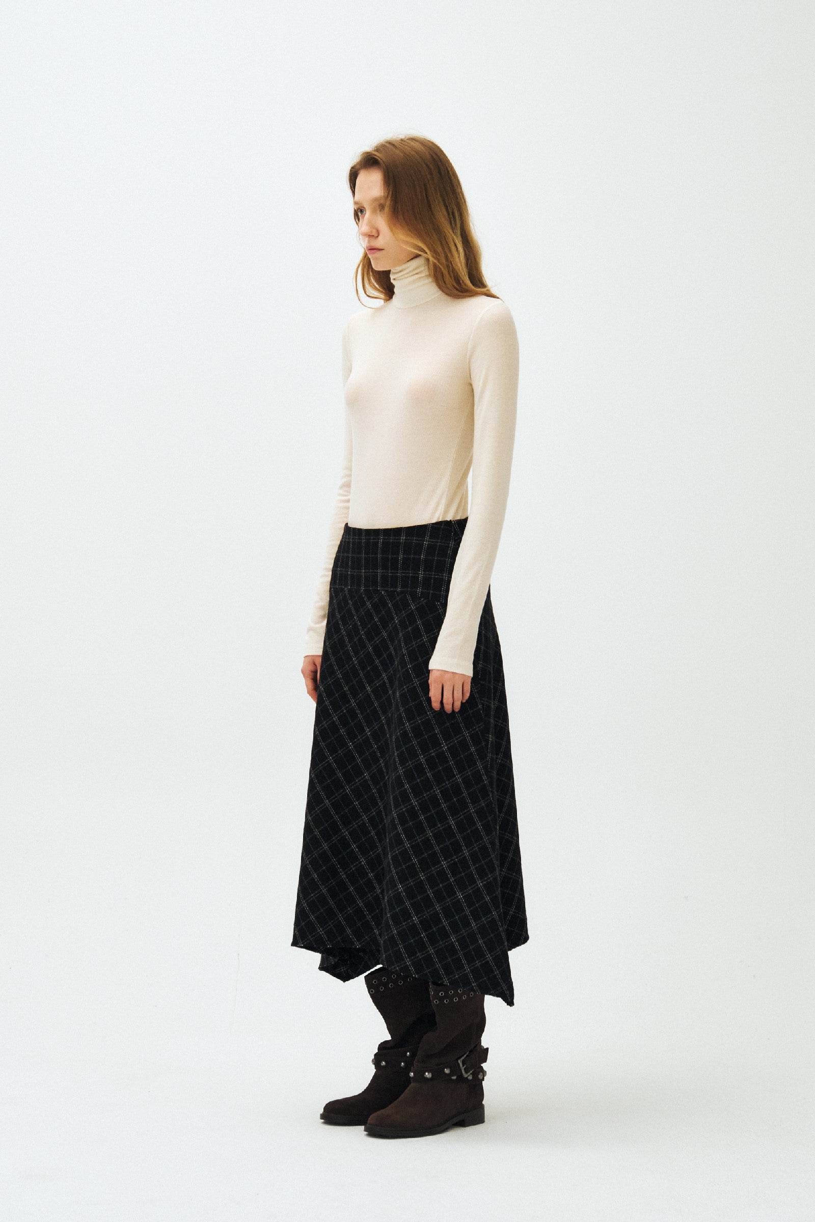 CHECK ASYMMETRICAL FLARED SKIRT_BLACK