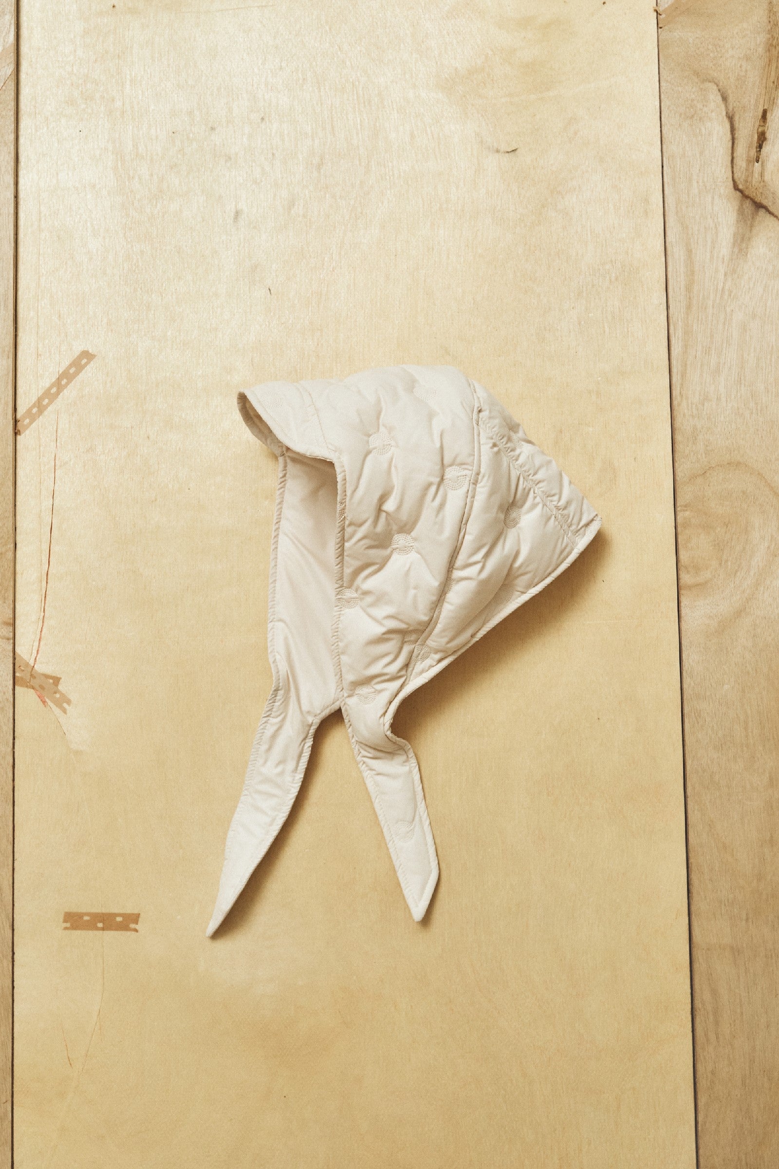 PADDED DOT HEADSCARF_BUTTER