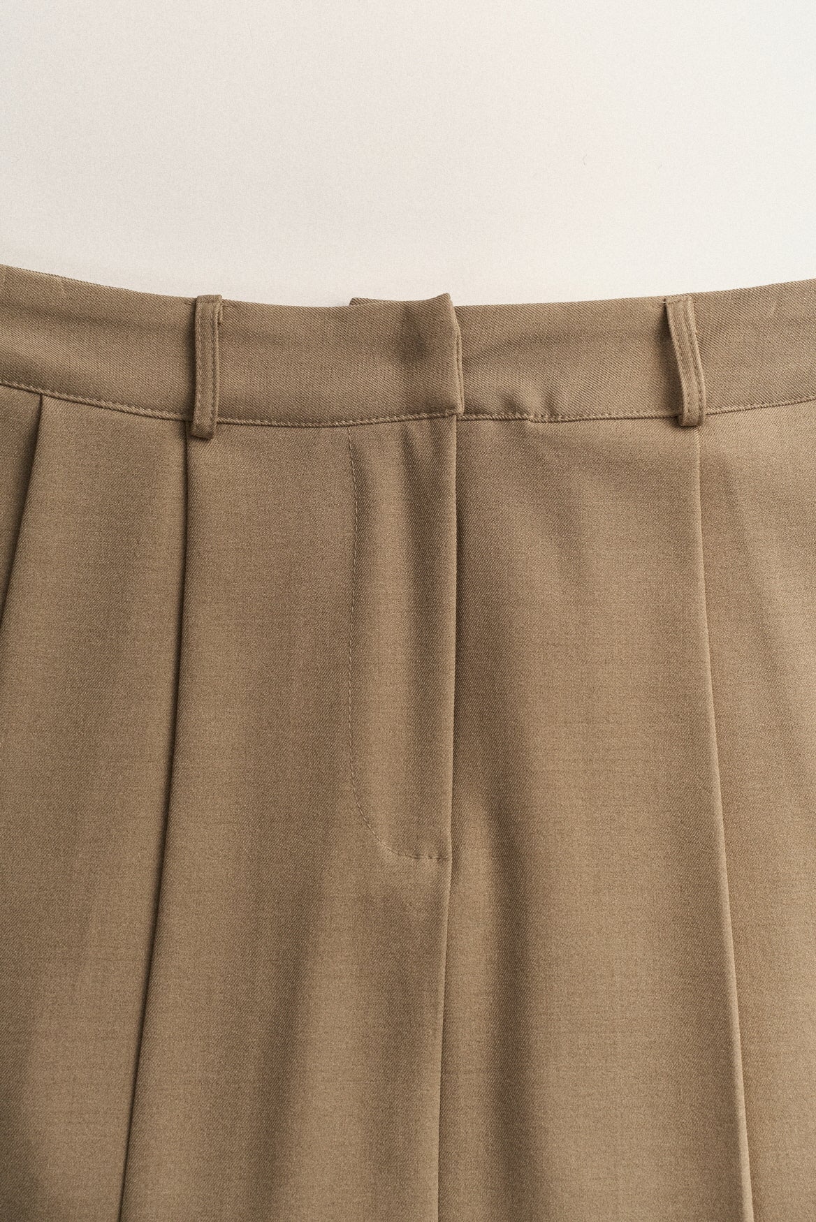 PLEATED MINI SKIRT_BEIGE