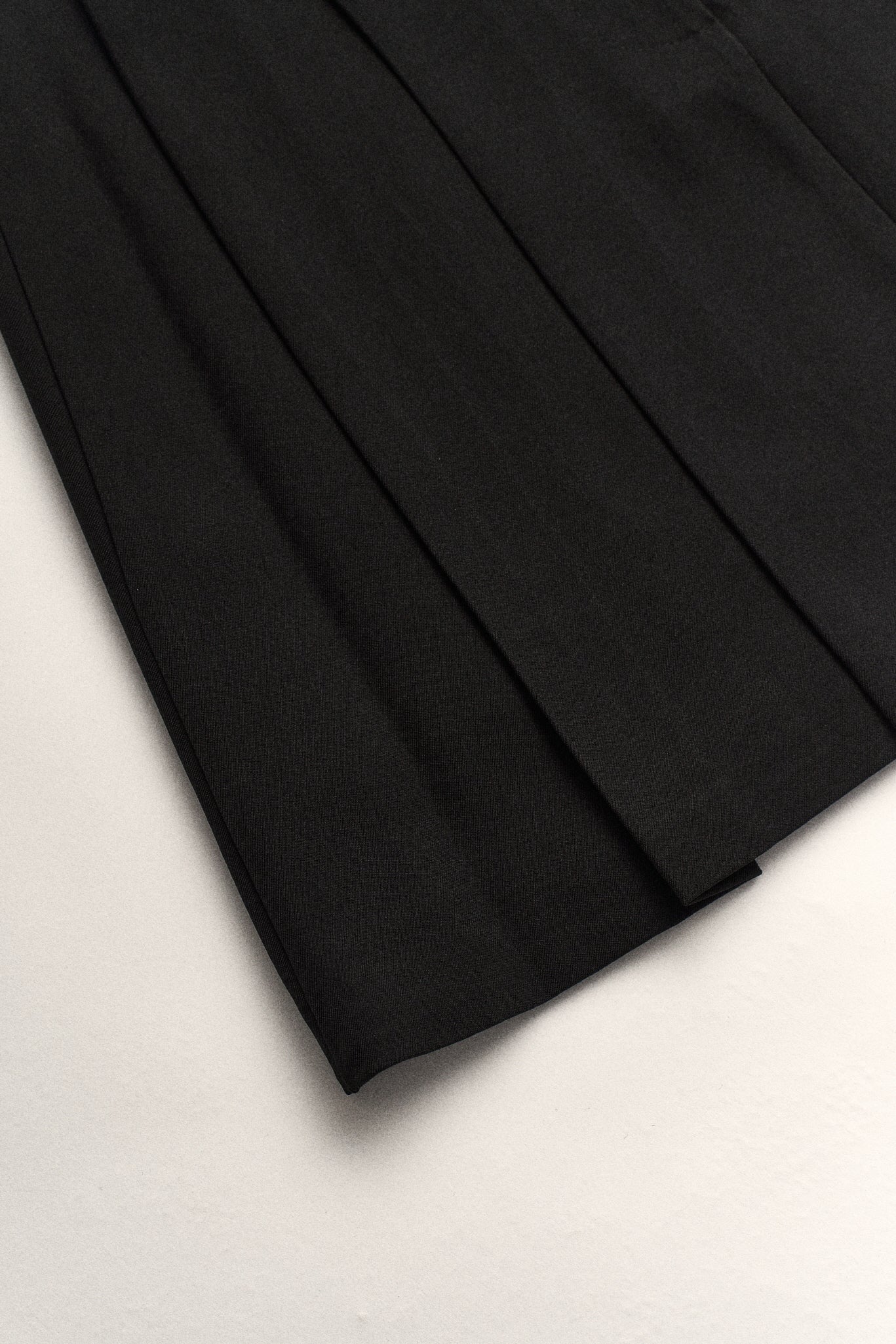 PLEATED MINI SKIRT_BLACK