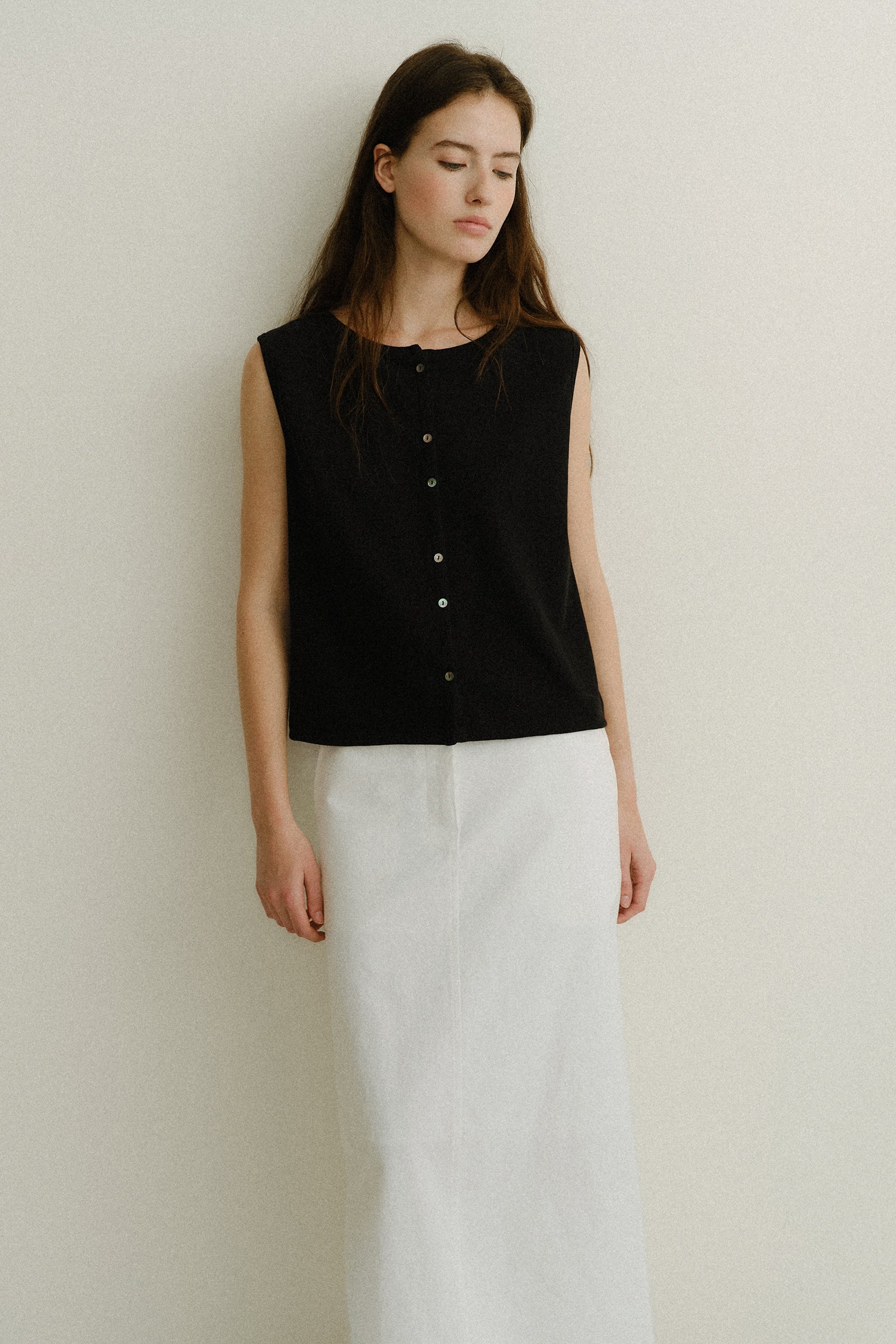 ODETTE SLEEVELESS_BLACK