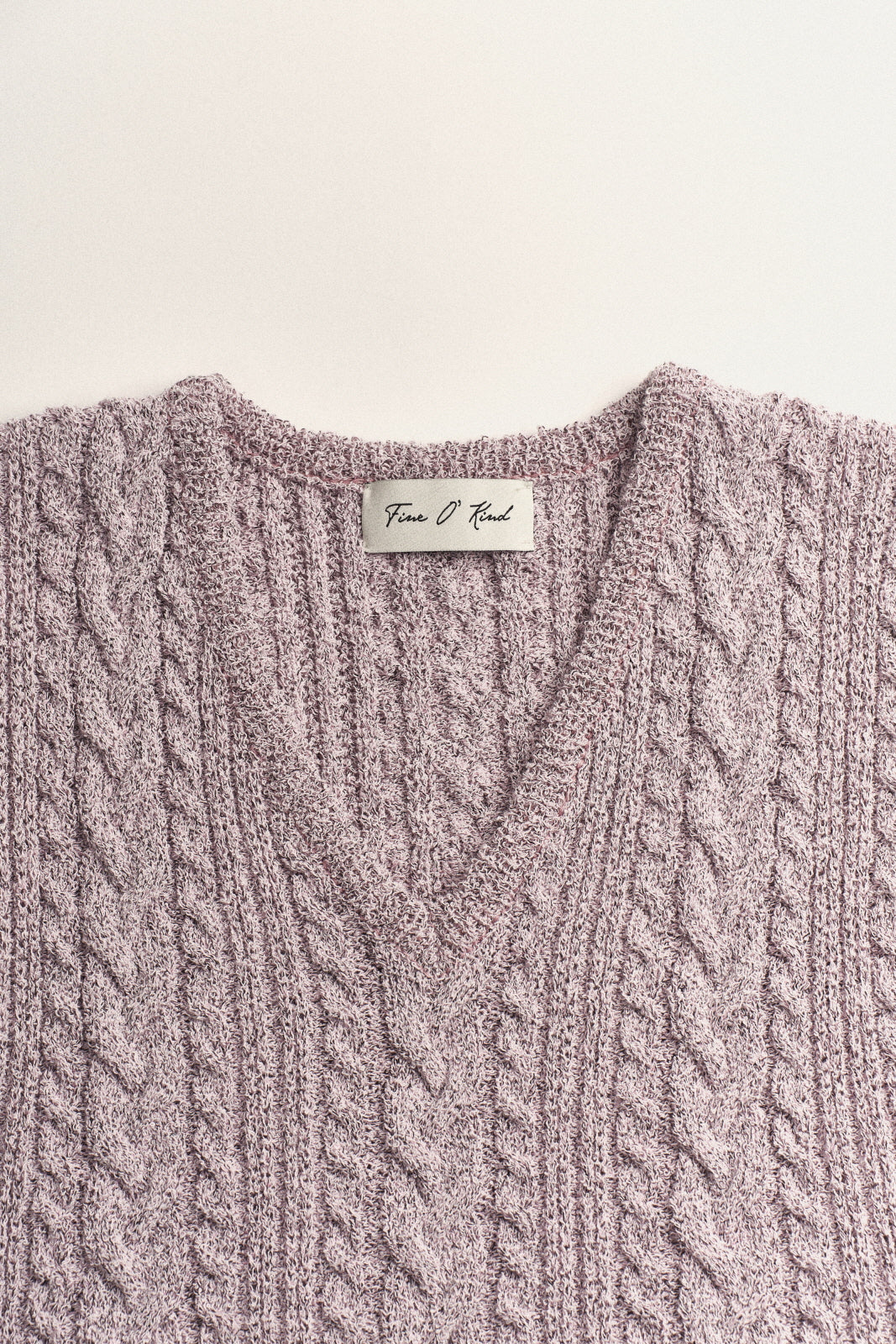 GILET SANS MANCHES EN MAILLE TORSADÉE_ROSE