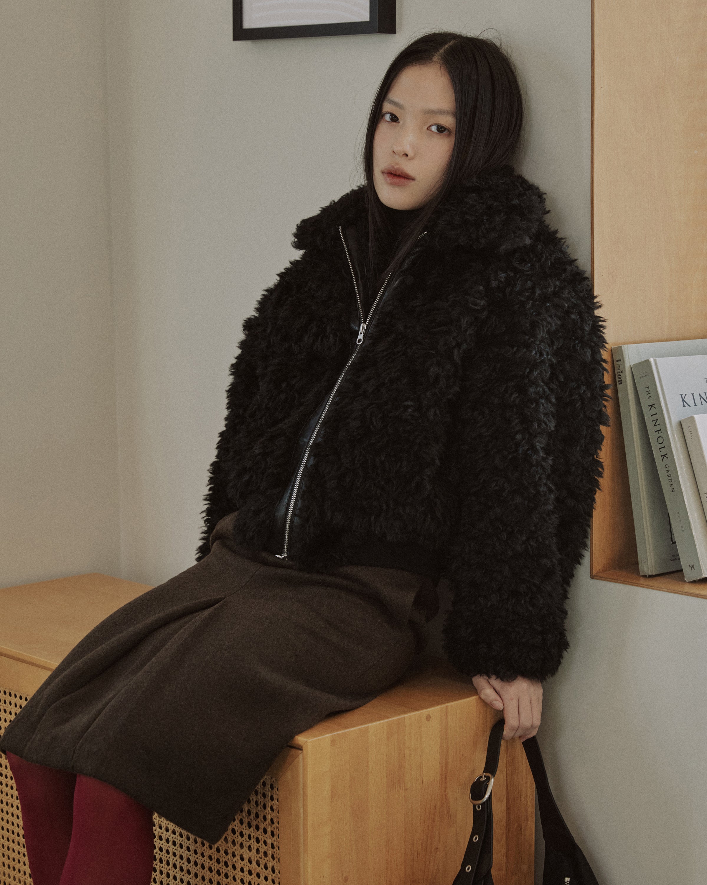 CROPPED ZIP-UP FUR JACKET_BLACK