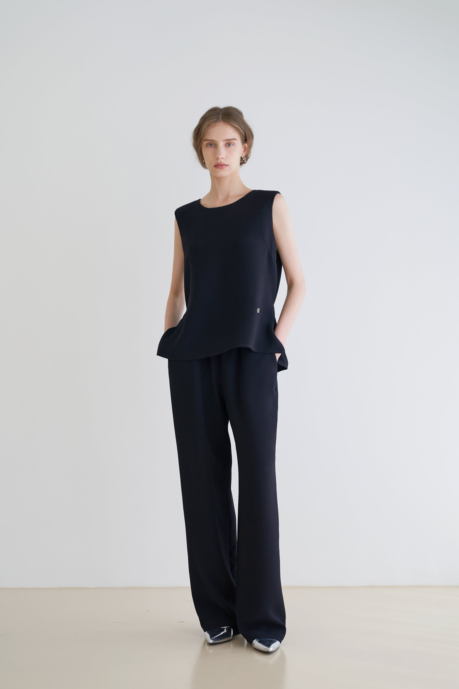 PANTALON ÉLASTIQUÉ À PLIS_NOIR