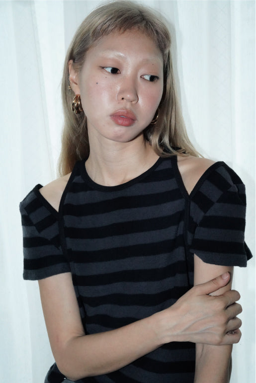 STRIPE TERRY SLIT TOP_BLACK