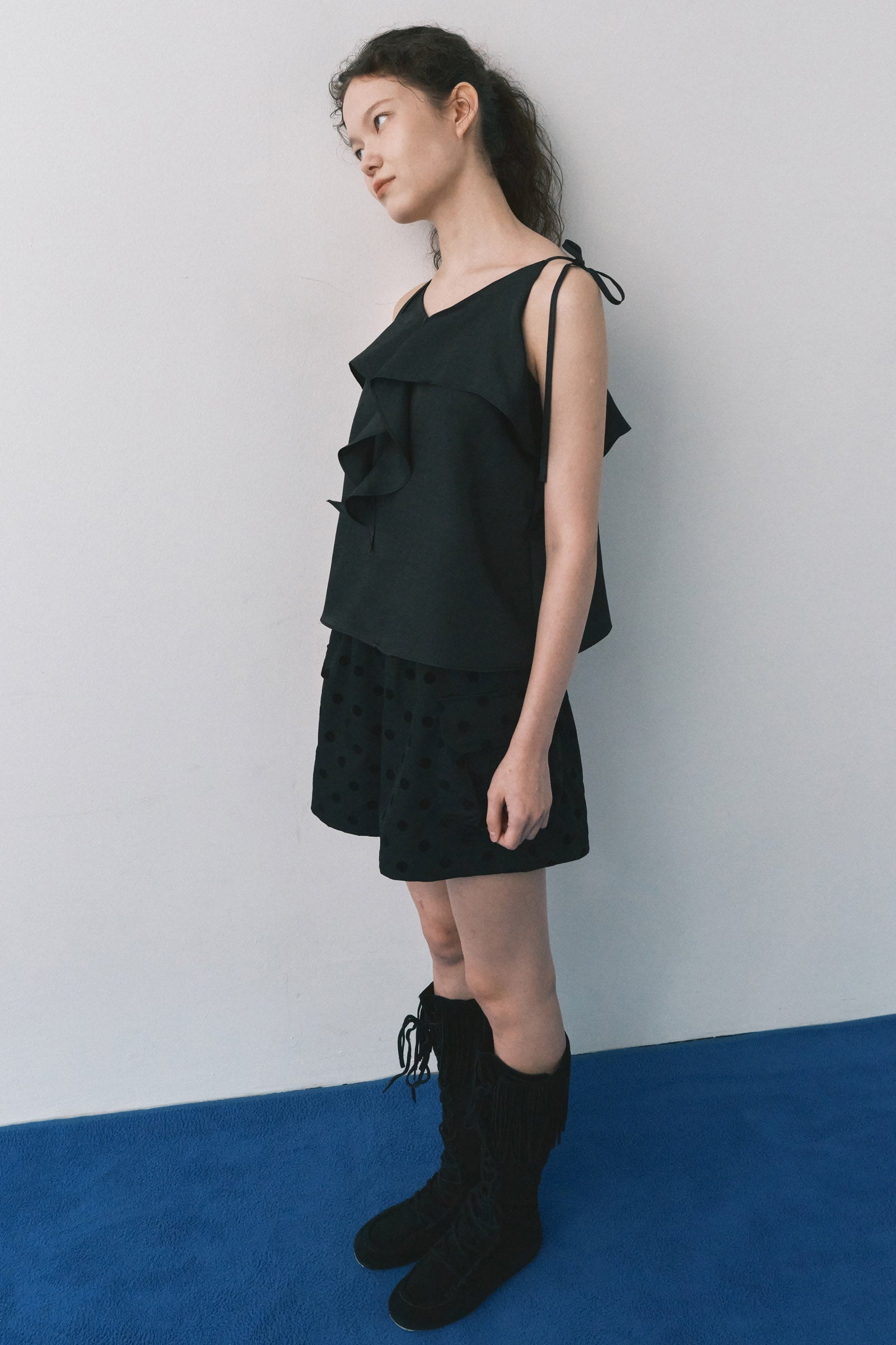 RUFFLE CAMISOLE BLOUSE_BLACK