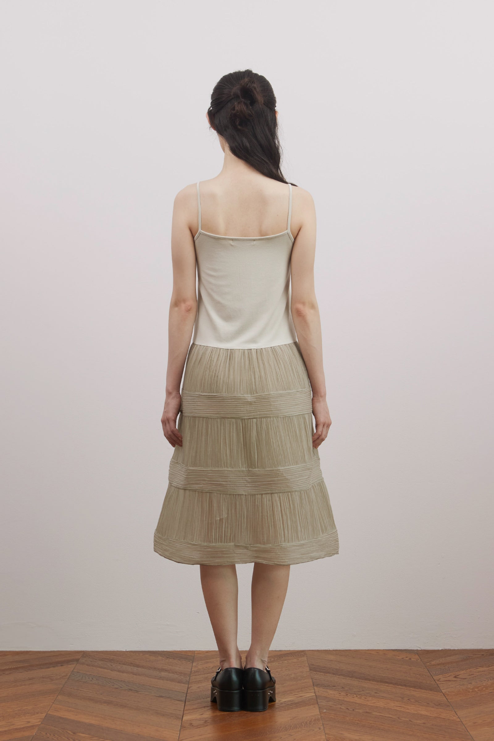 ROBE PLISSÉE LÉGÈRE_GRIS CLAIR