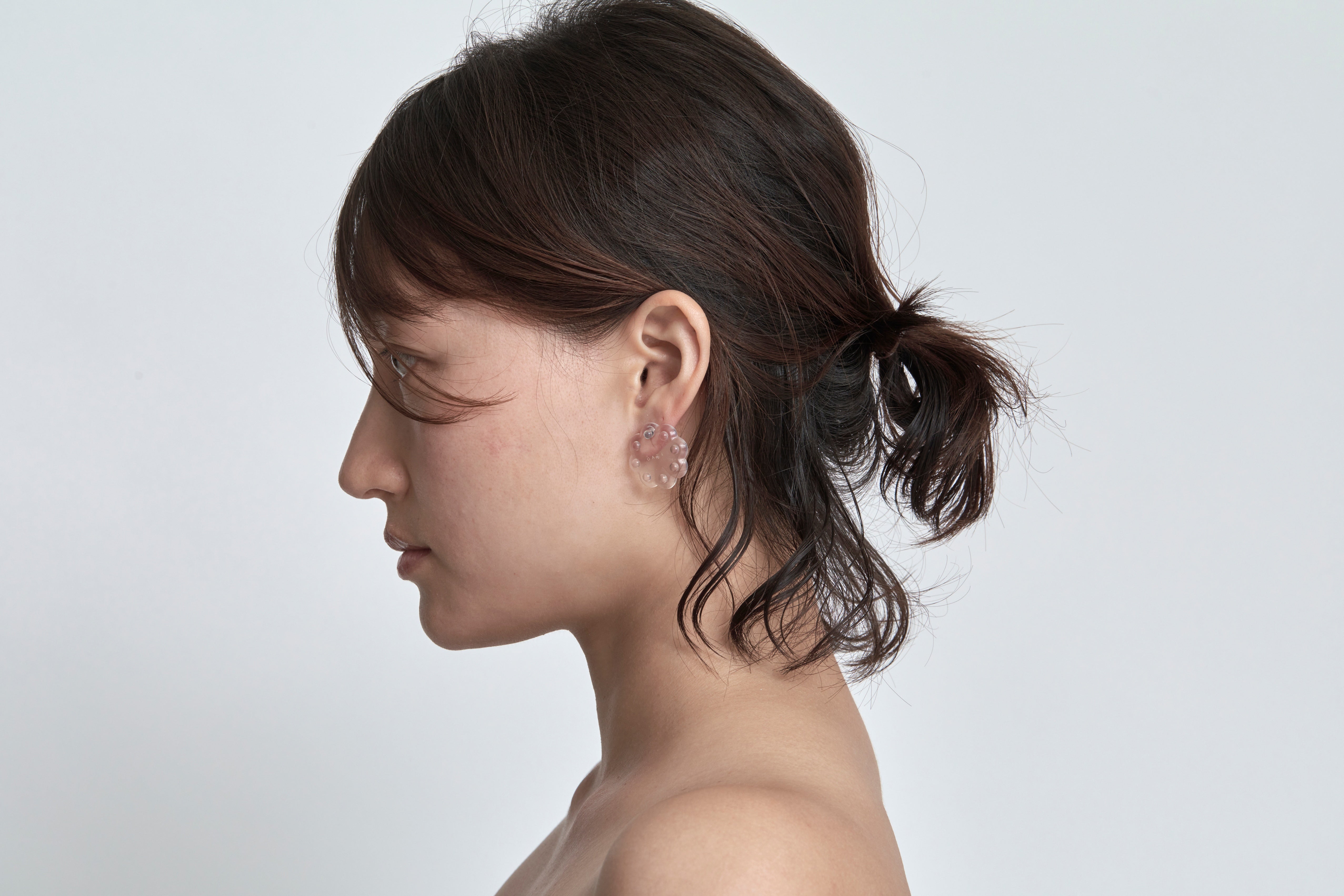 CHRYSANTHEMUM EARRINGS_WHITE