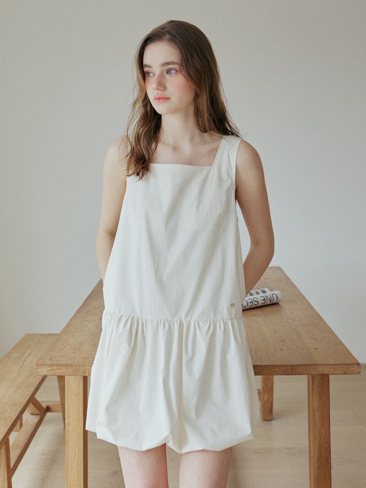 BALLOON SHIRRING DRESS_IVORY