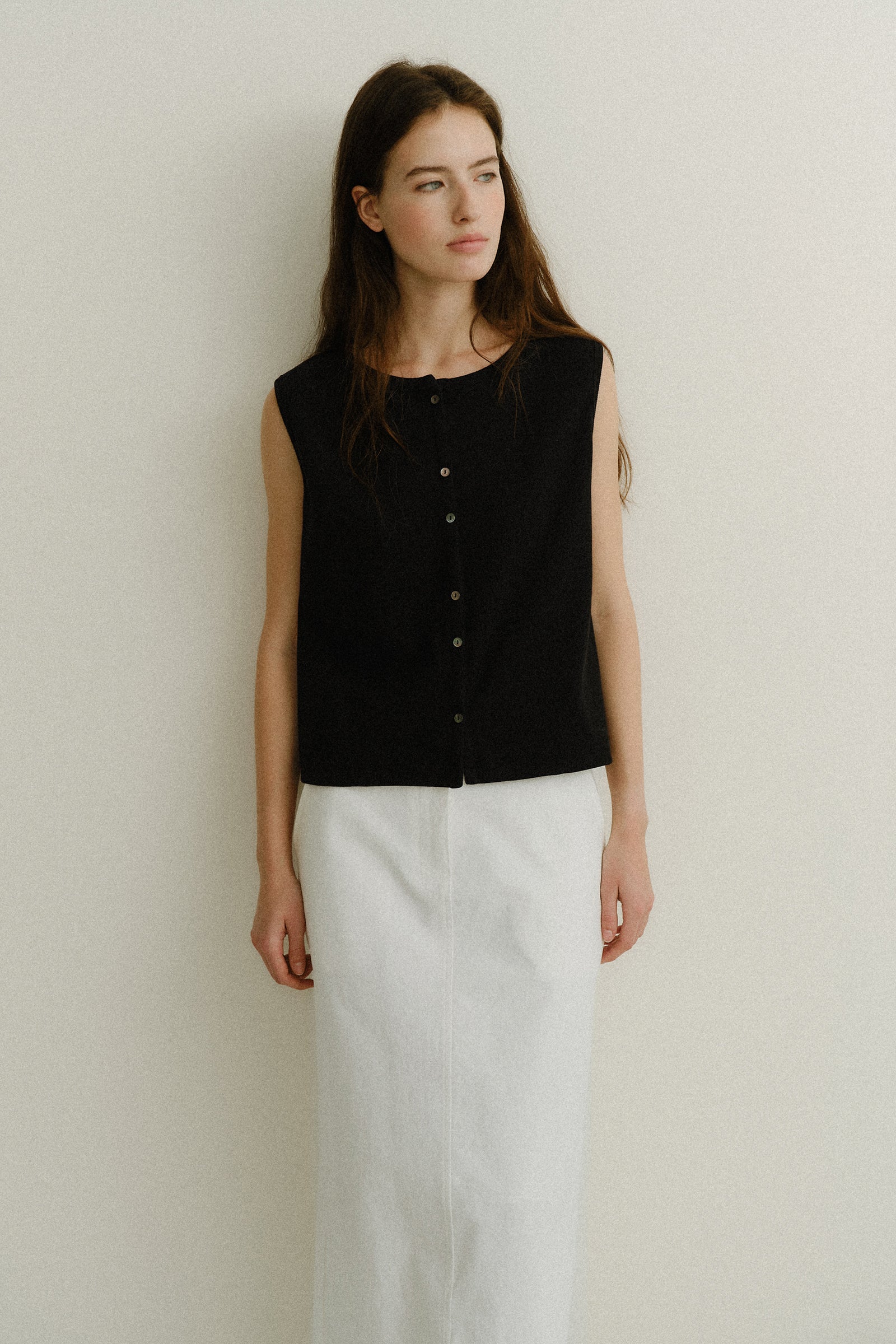 ODETTE SLEEVELESS_BLACK